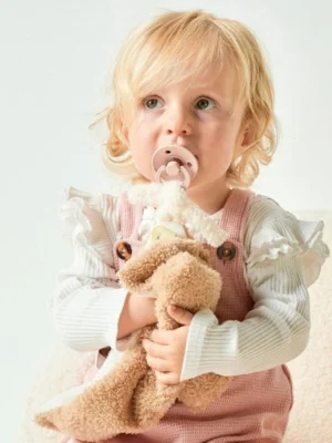 Le doudou attache sucette