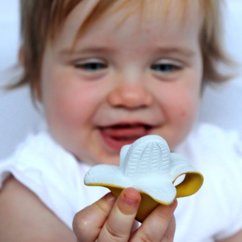 Mini jouet de dentition Hawaii the flower (Oli & Carol) - Image 5