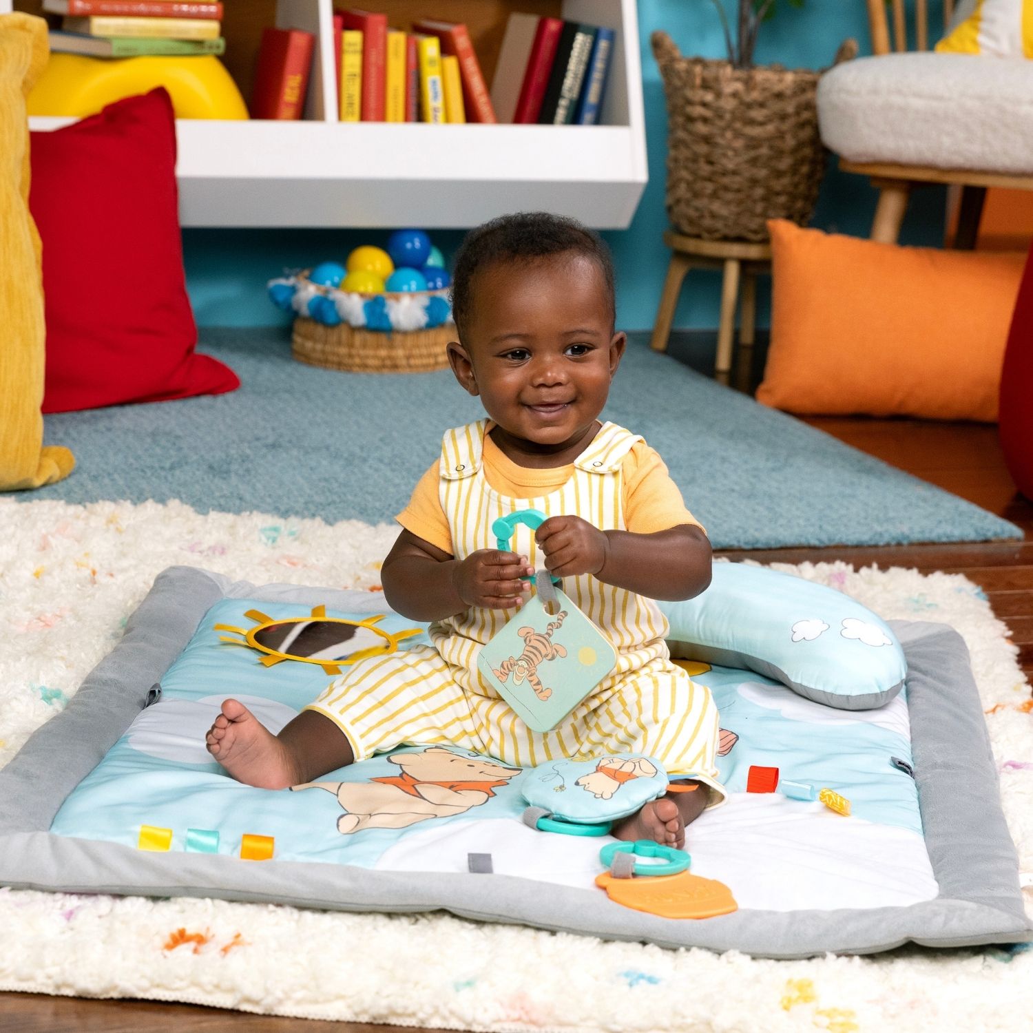 Tapis d'éveil Winnie l'Ourson (Kids2) - Image 2