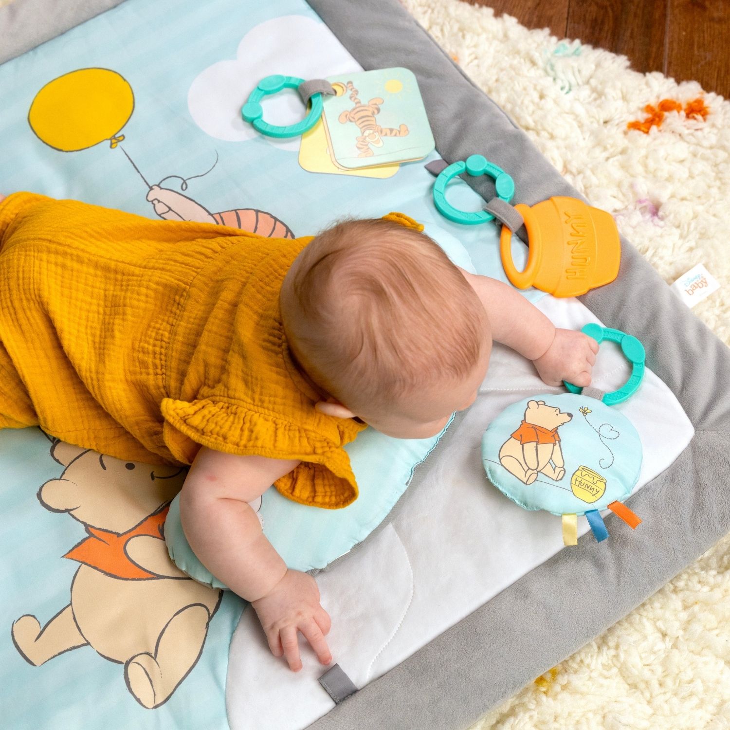 Tapis d'éveil Winnie l'Ourson (Kids2) - Image 3