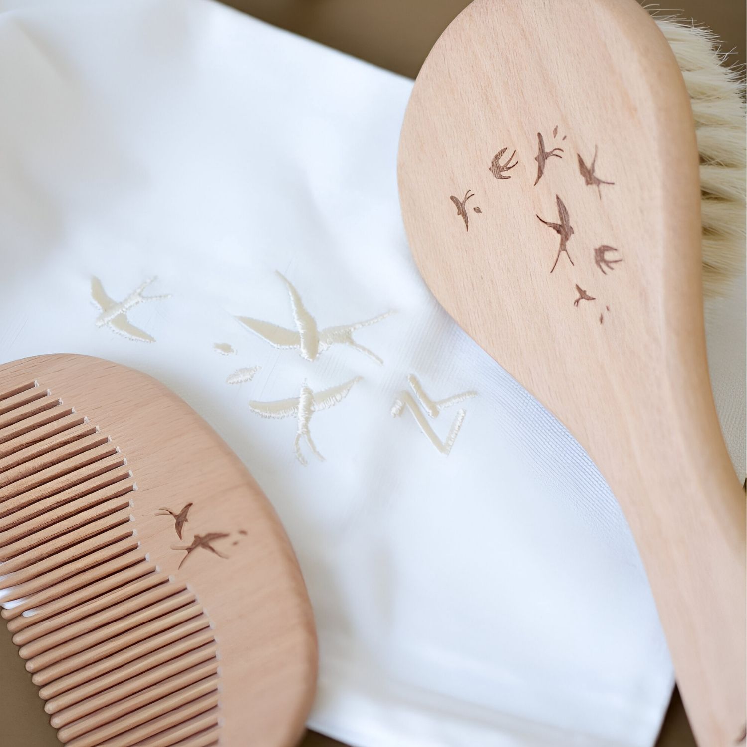 Ensemble brosse et peigne bébé hirondelles (Zakuw) - Image 3