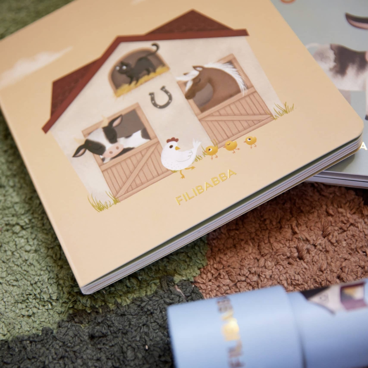 Livre bébé A la ferme (Filibabba) - Image 1