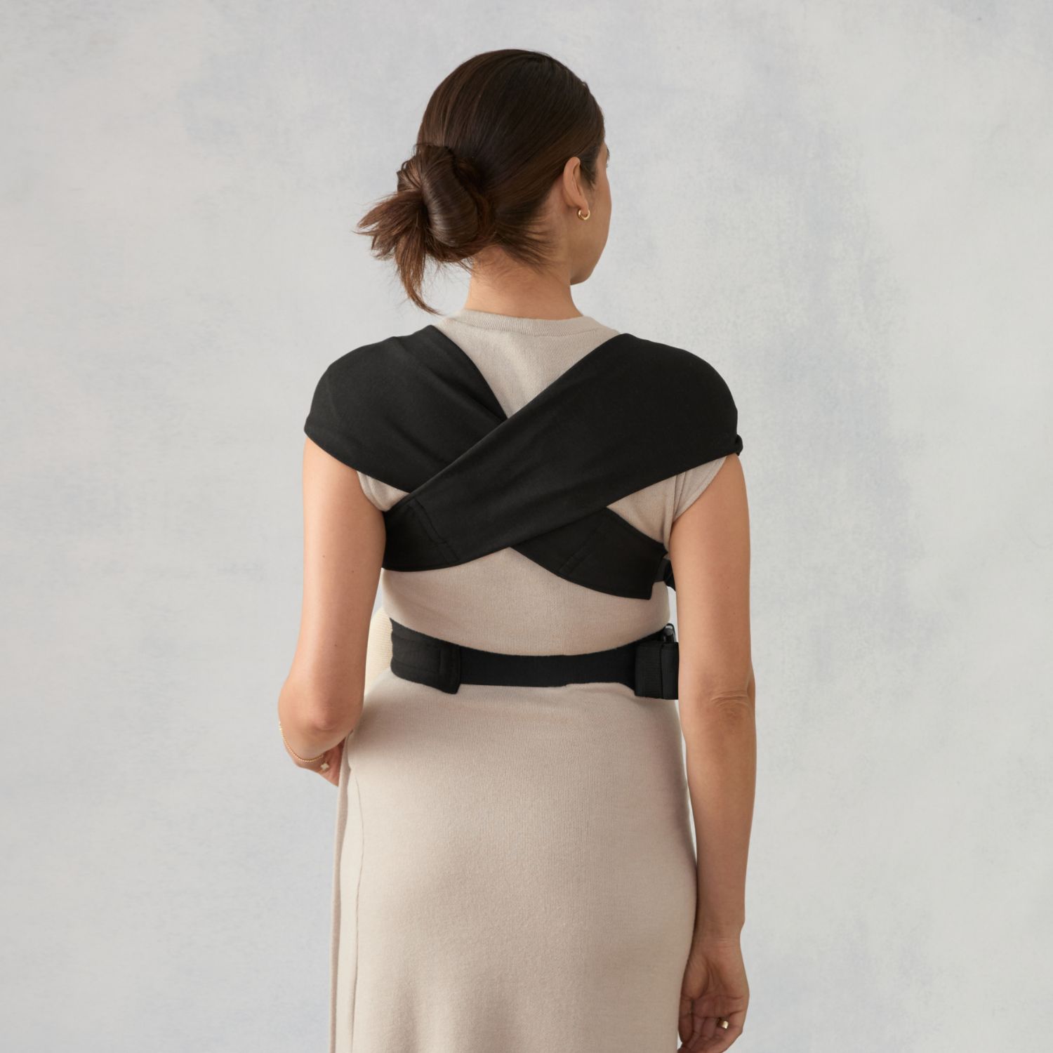 Porte bébé Embrace noir intense (Ergobaby) - Image 4
