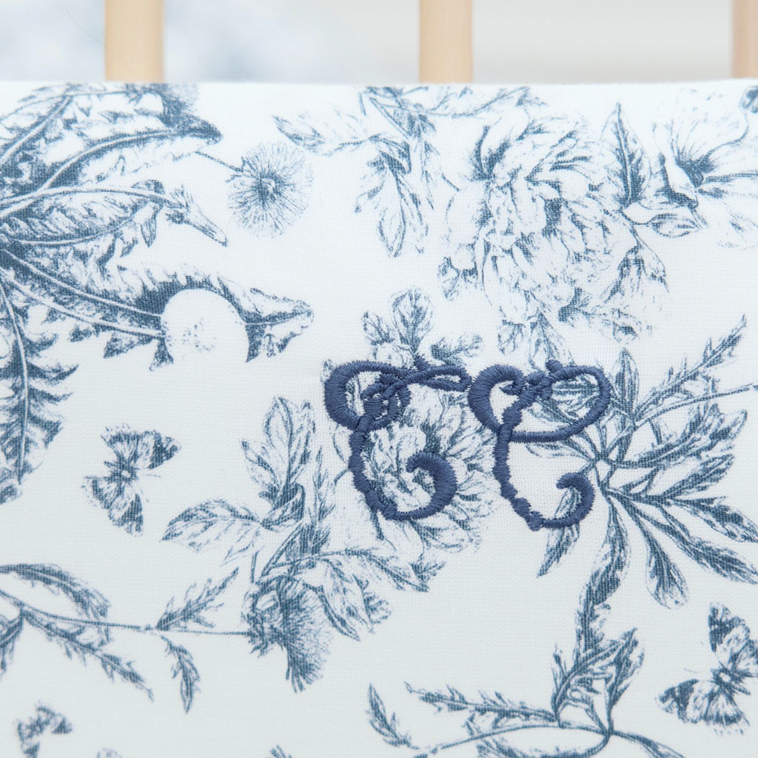 Tour de lit adaptable Toile de Jouy bleu (Tartine et Chocolat) - Image 2