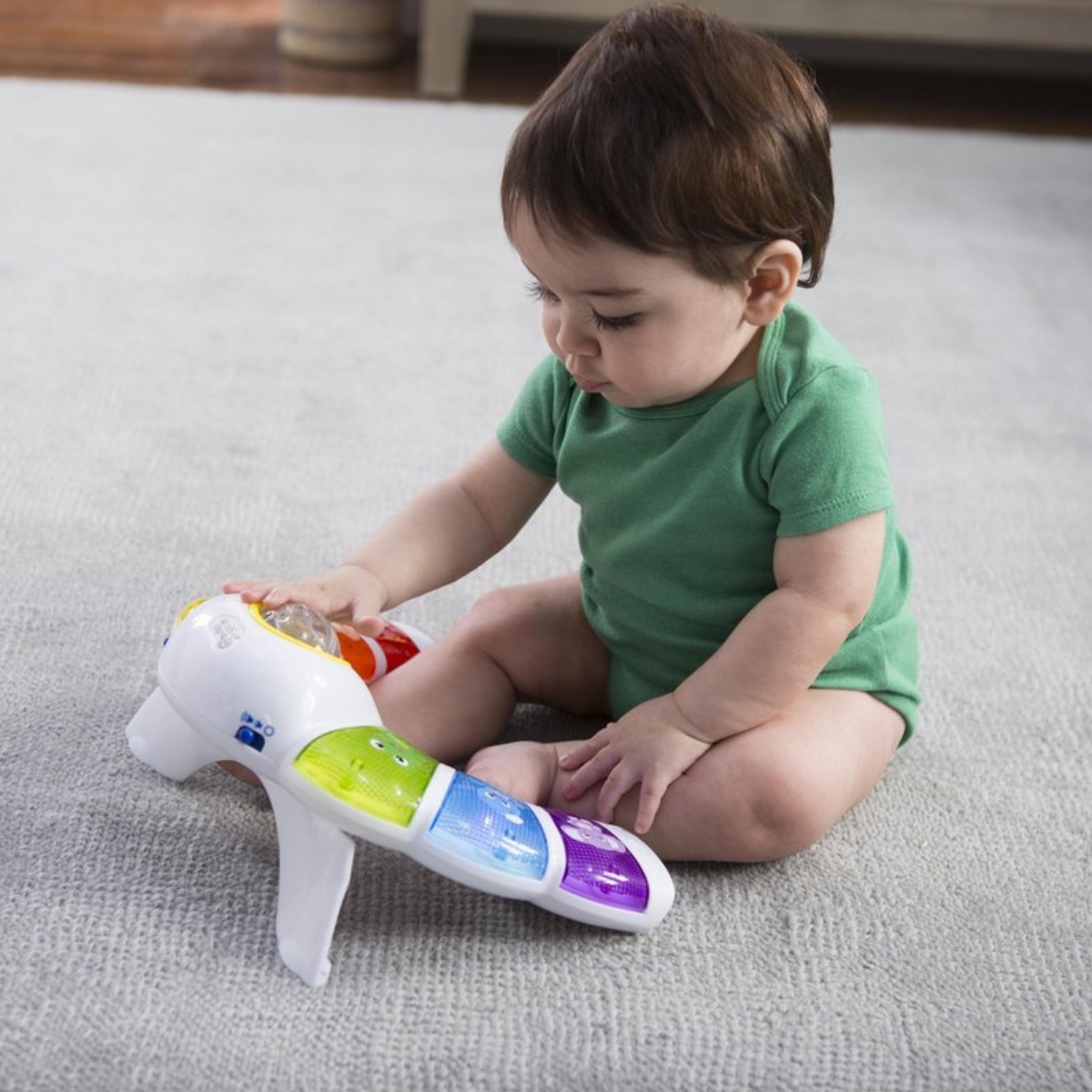 Jouet musical et multilingue Glow & Discover (Kids2) - Image 2
