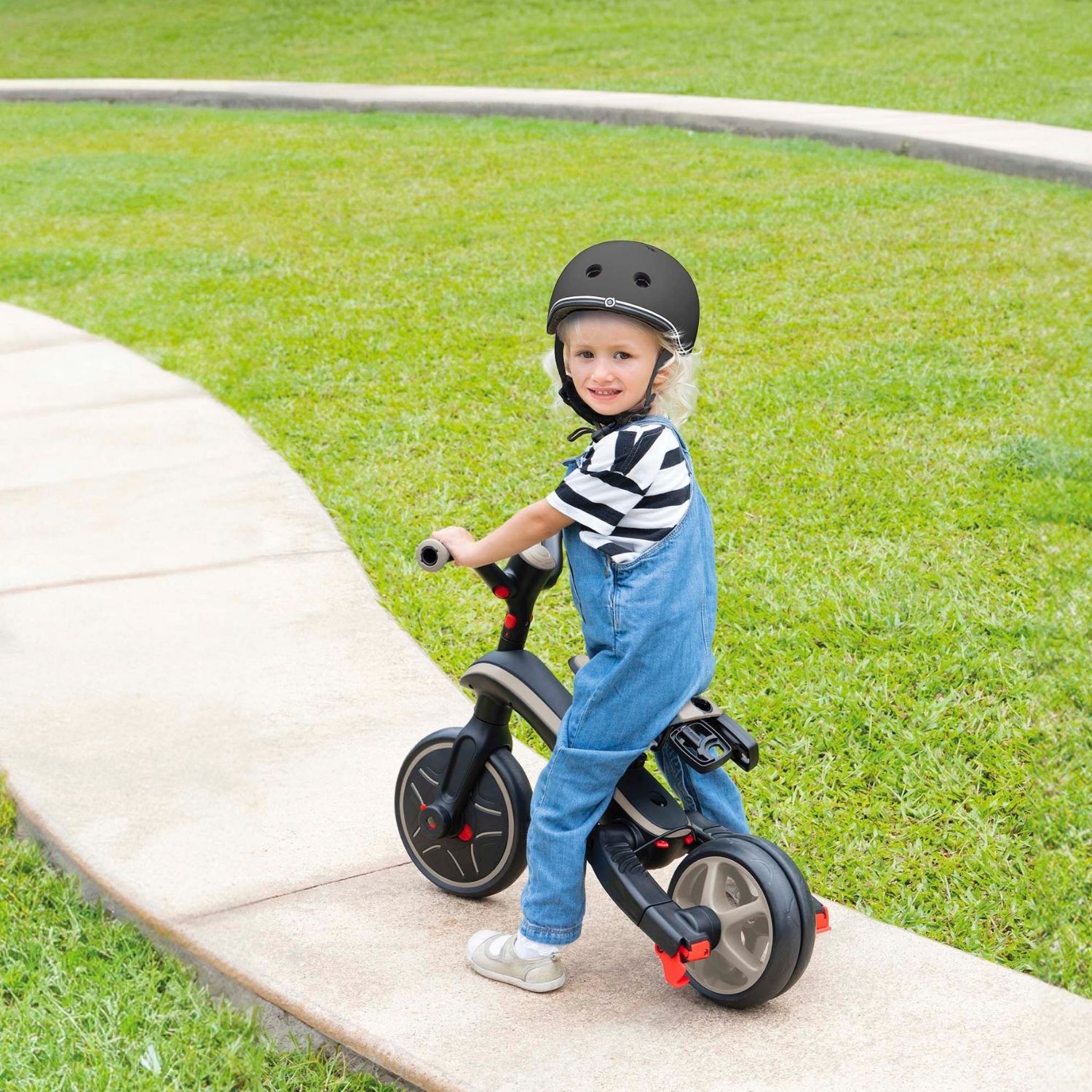 Tricycle Trike Explorer Foldable V2 4 en 1 Taupe (Globber) - Image 3