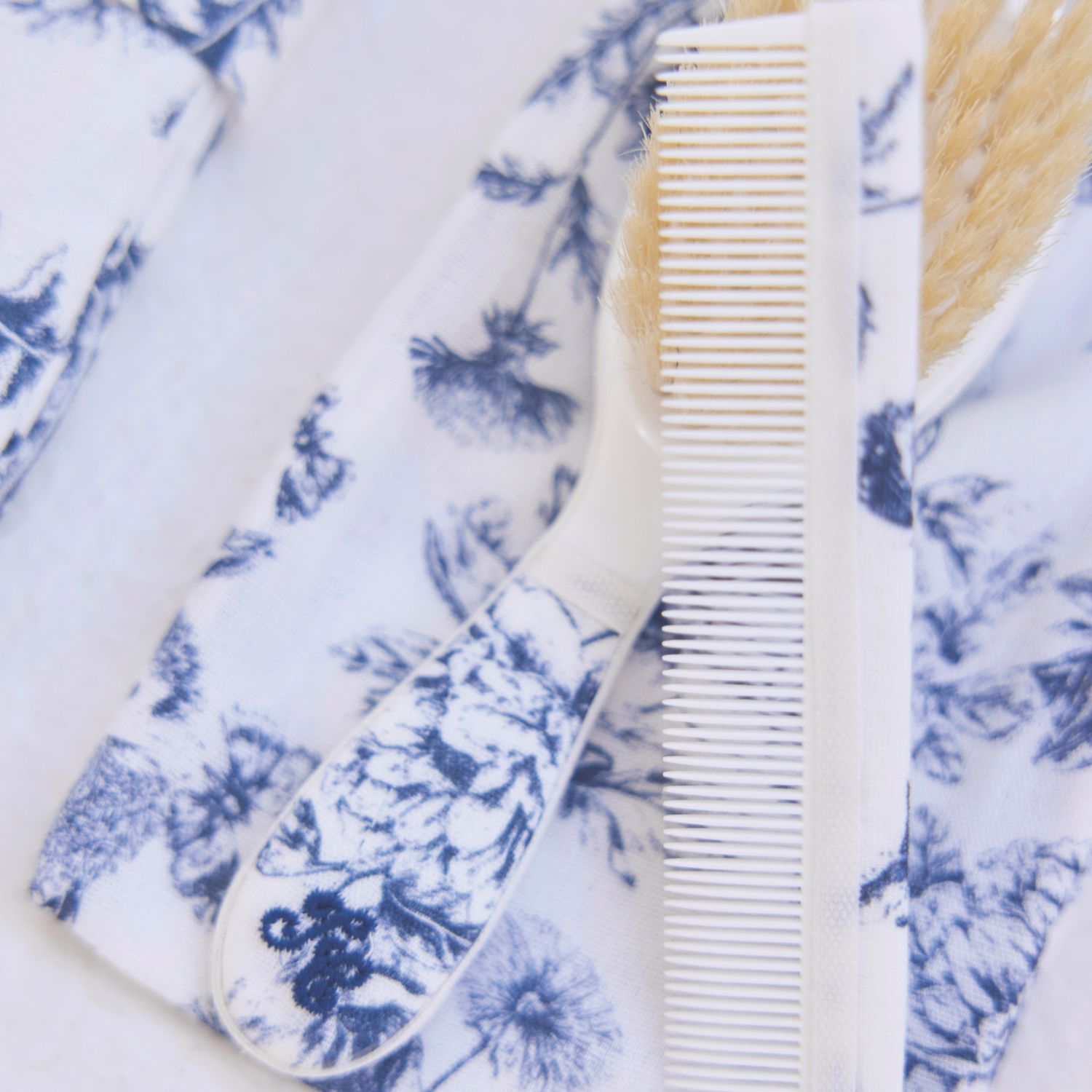 Tartine et Chocolat - Brosse et peigne imprimé inspiration Toile de Jouy bleu