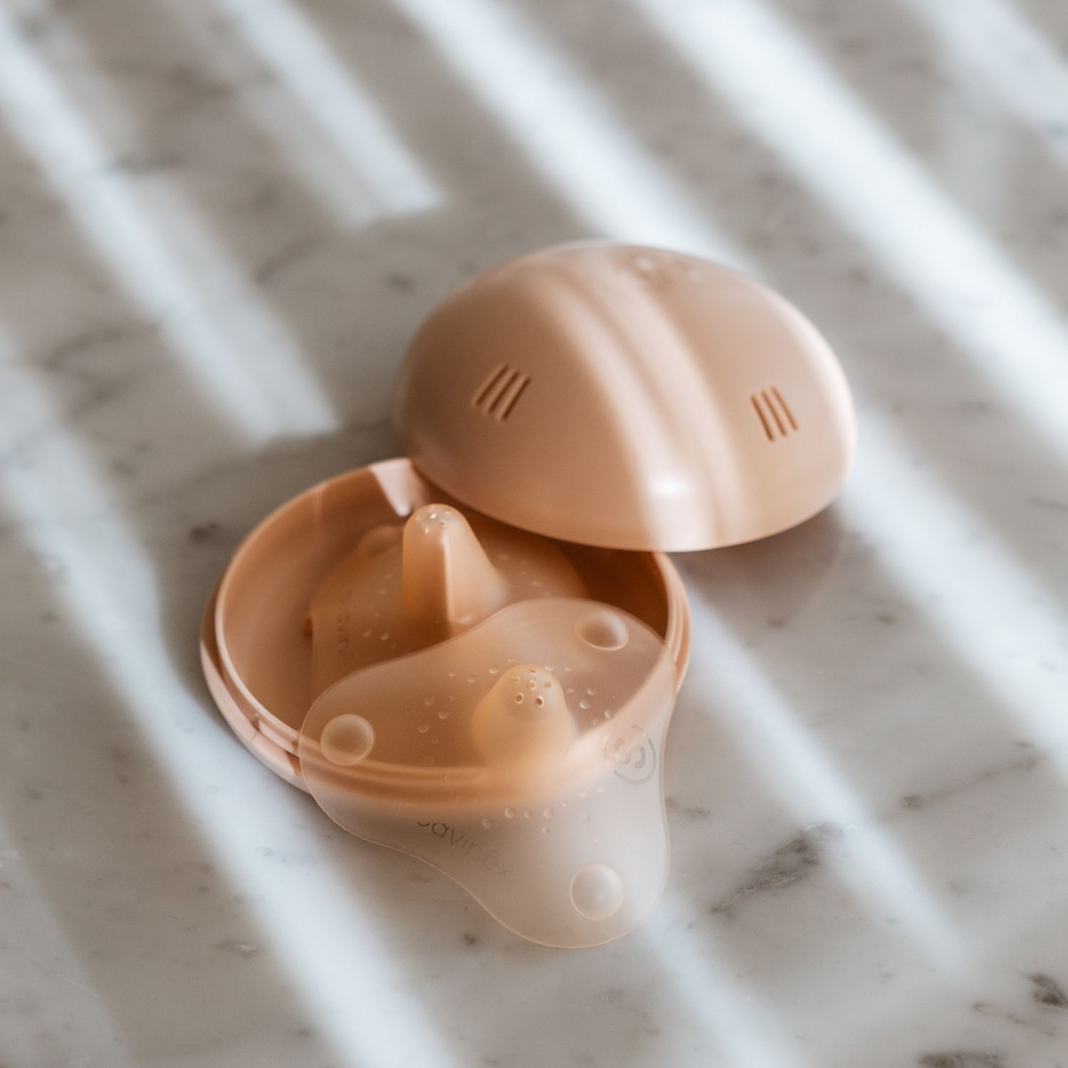 Lot de 2 bouts de sein en silicone (taille S - 2 unités avec étui de transport) (Suavinex) - Image 2