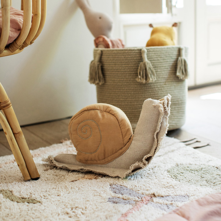 Coussin escargot Lazy Snail (40 x 22 cm) (Lorena Canals) - Image 2