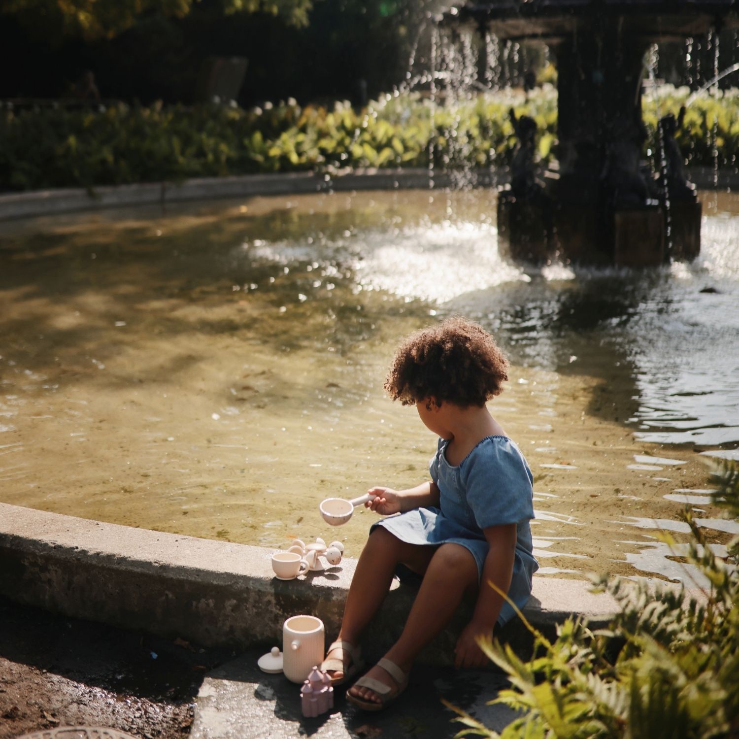 Jouet de bain Roue à eau (Mushie) - Image 6
