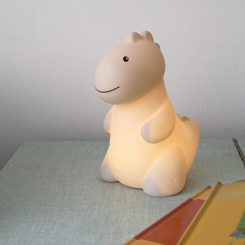 Veilleuse rechargeable Jéroom sable (17 cm) (Atelier Pierre Junior) - Image 1