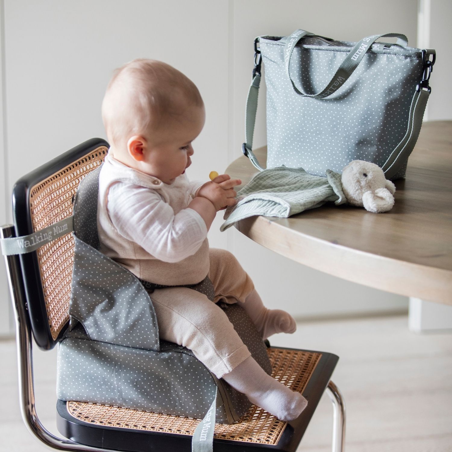 Réhausseur transportable à pois Poppy Mousse (Walking Mum) - Image 3