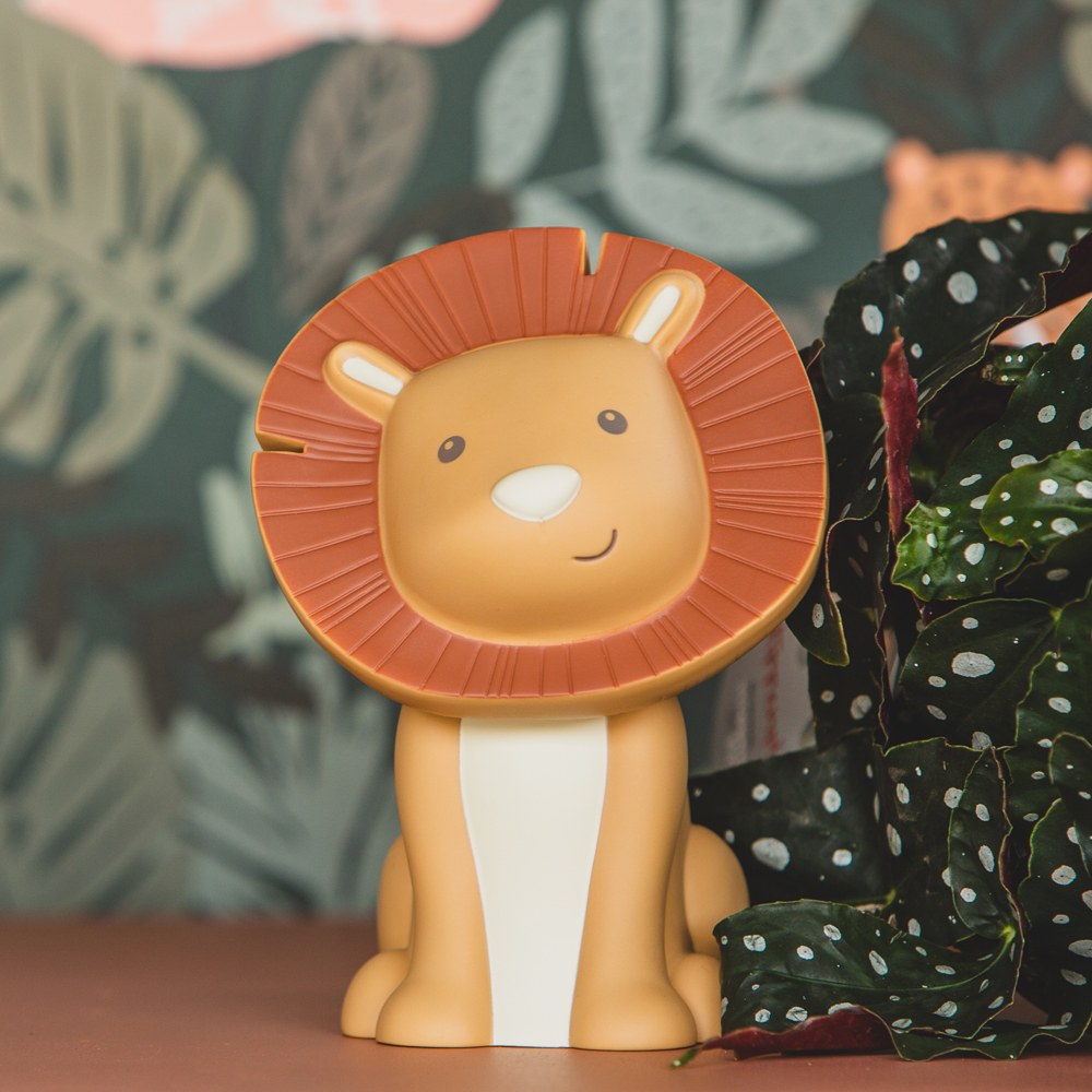 Tirelire Hakuna marron (16 cm) (Atelier Pierre Junior) - Image 1
