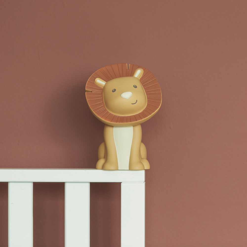 Tirelire Hakuna marron (16 cm) (Atelier Pierre Junior) - Image 5