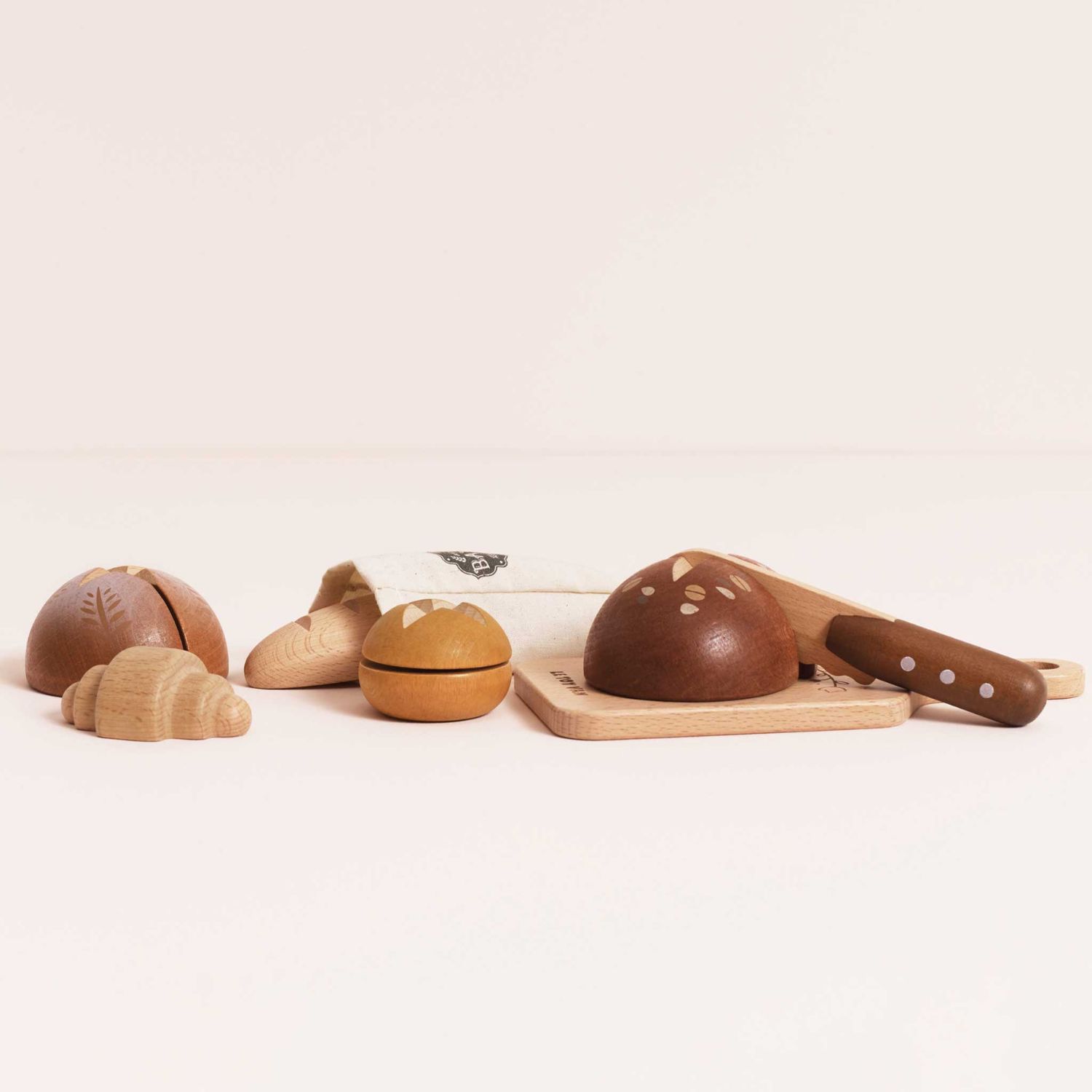 Ensemble de baguette et pains artisanaux en bois FSC (Le Toy Van) - Image 4