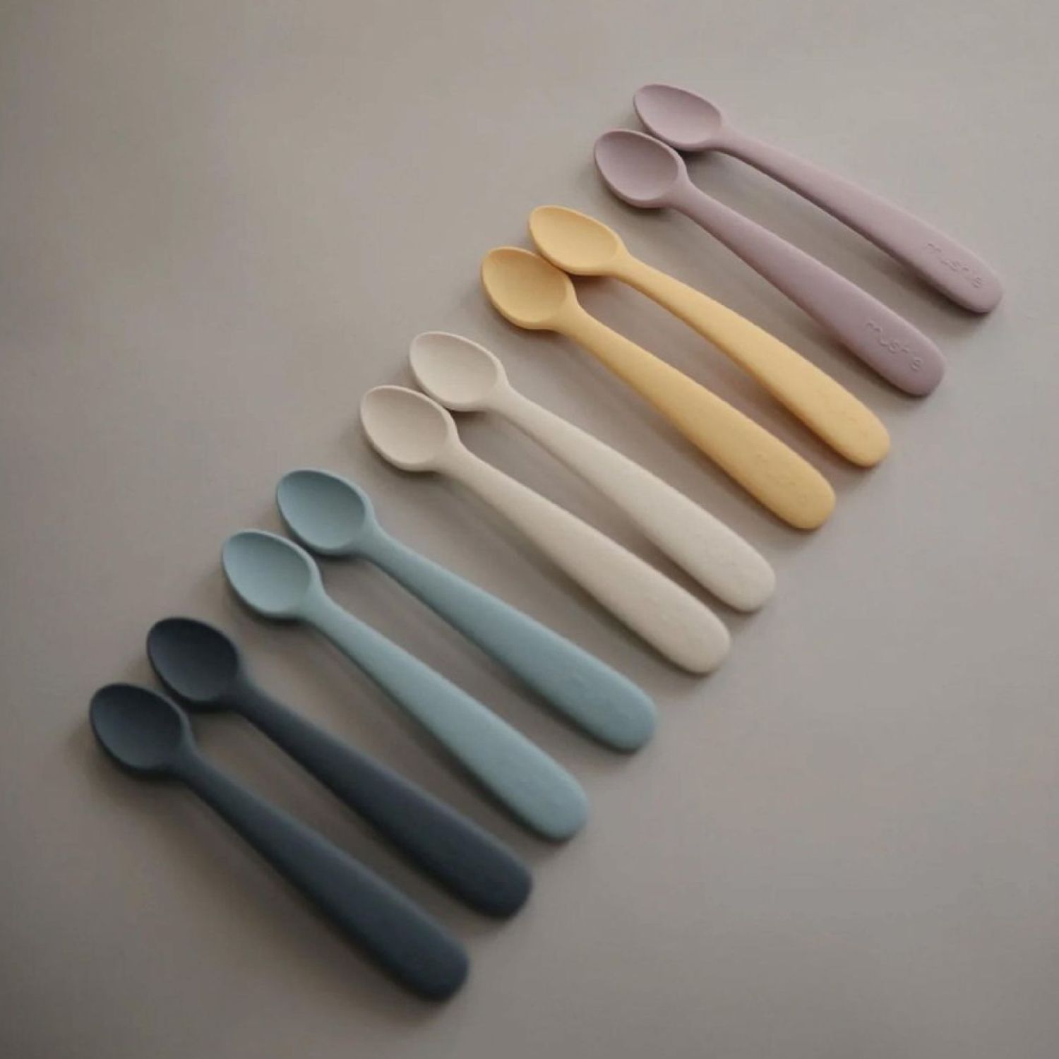 Lot de 2 cuillères en silicone Tradewinds (Mushie) - Image 1