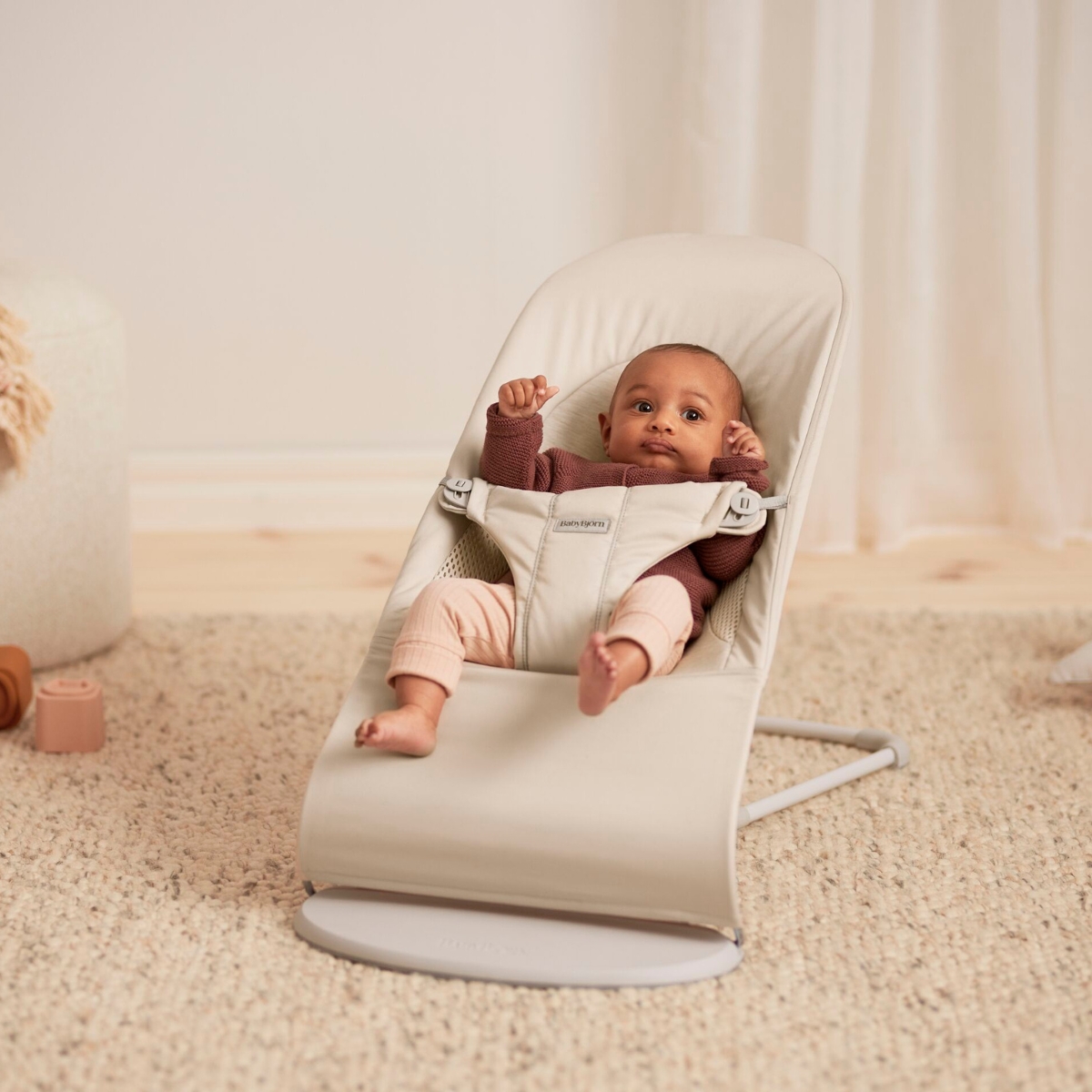 Transat Balance Soft beige clair (BabyBjörn) - Image 1