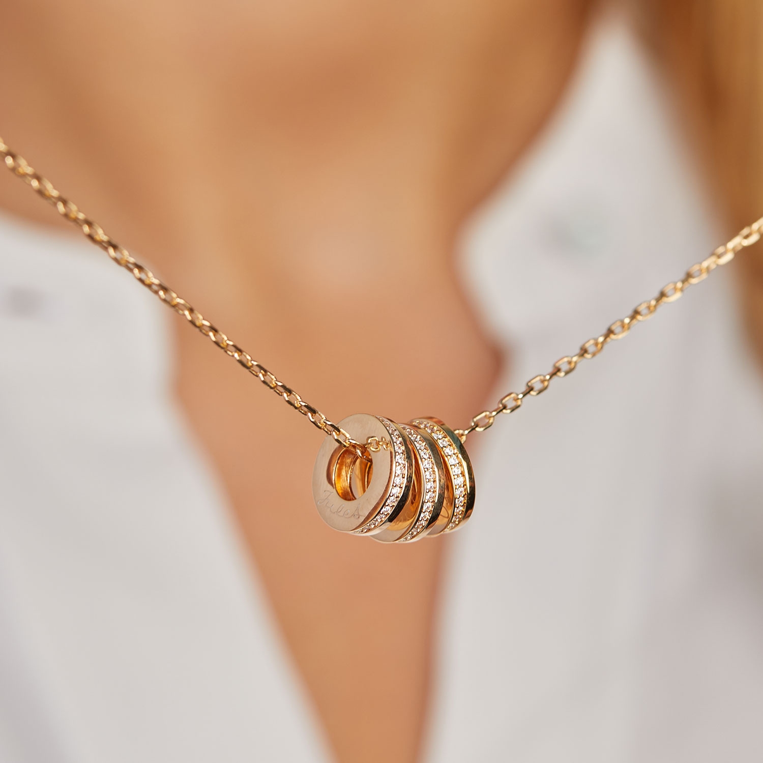 Collier Prénom Unity Cristal personnalisable (plaqué or 18 carats) (Merci Maman) - Image 1