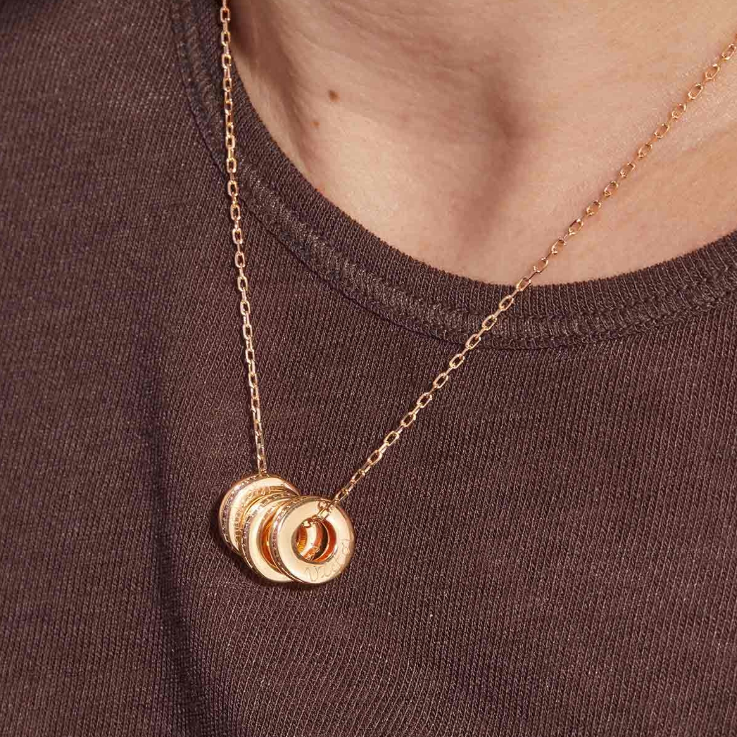 Collier Prénom Unity Cristal personnalisable (plaqué or 18 carats) (Merci Maman) - Image 2