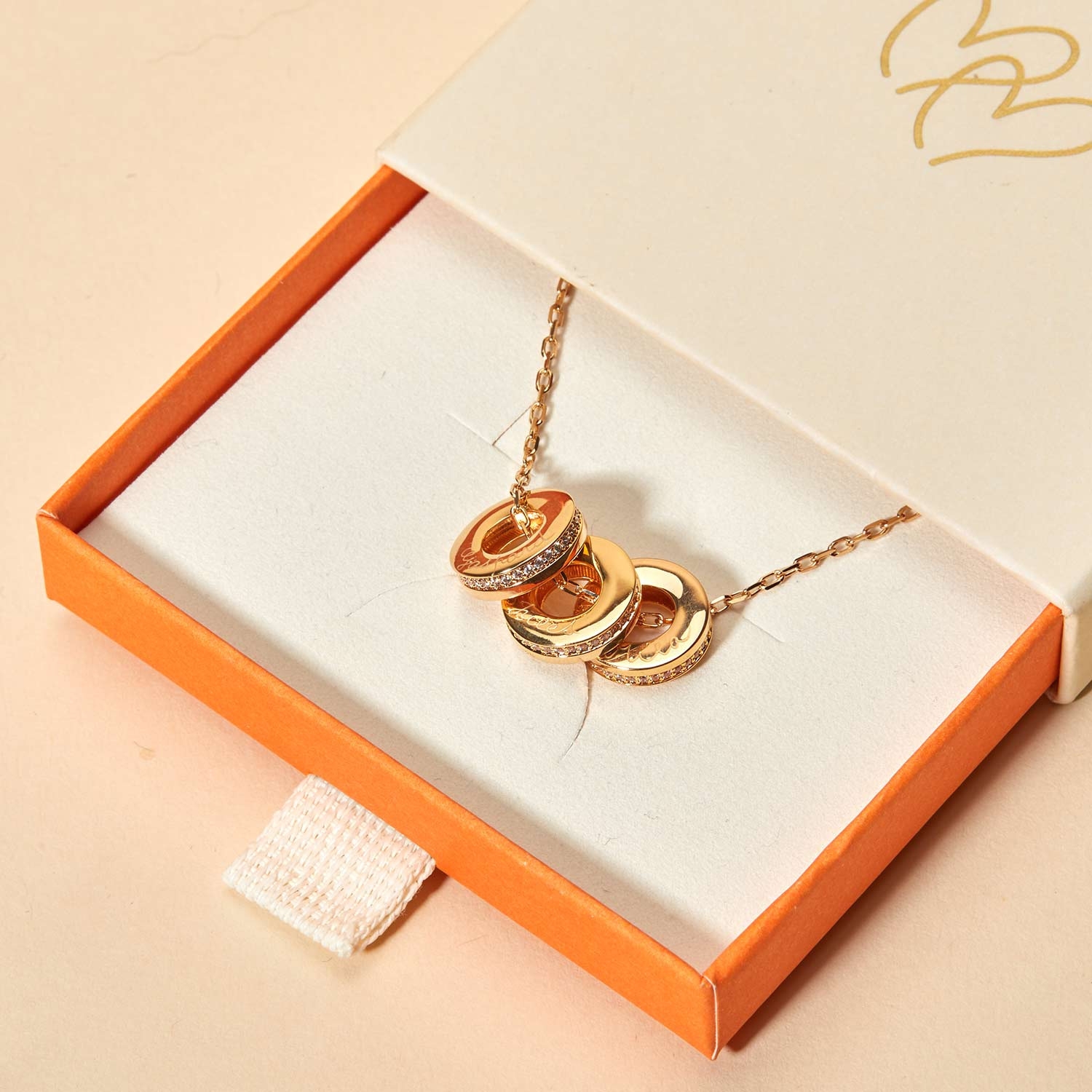 Collier Prénom Unity Cristal personnalisable (plaqué or 18 carats) (Merci Maman) - Image 4