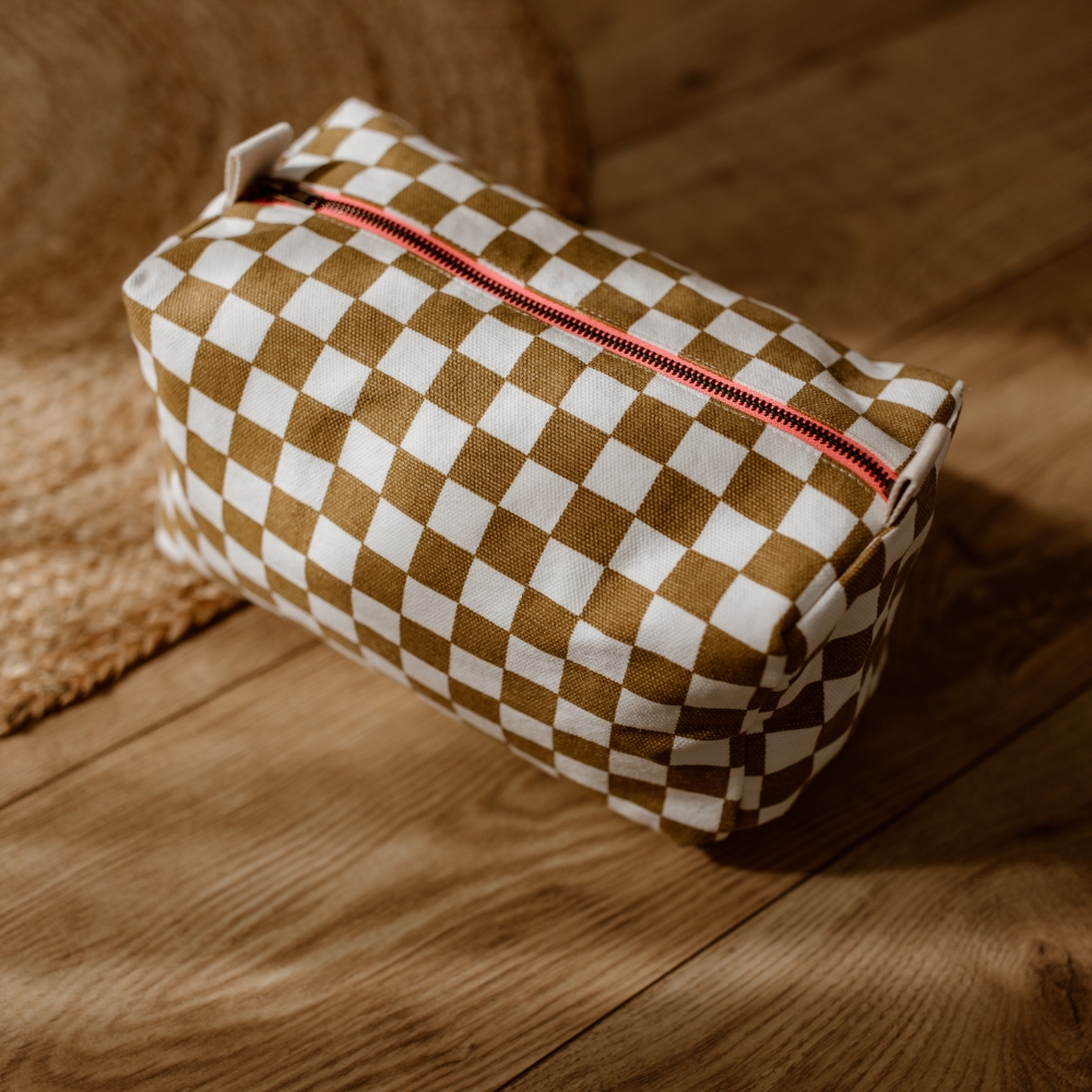 Trousse de toilette Vic damier caramel (Rose in April) - Image 4