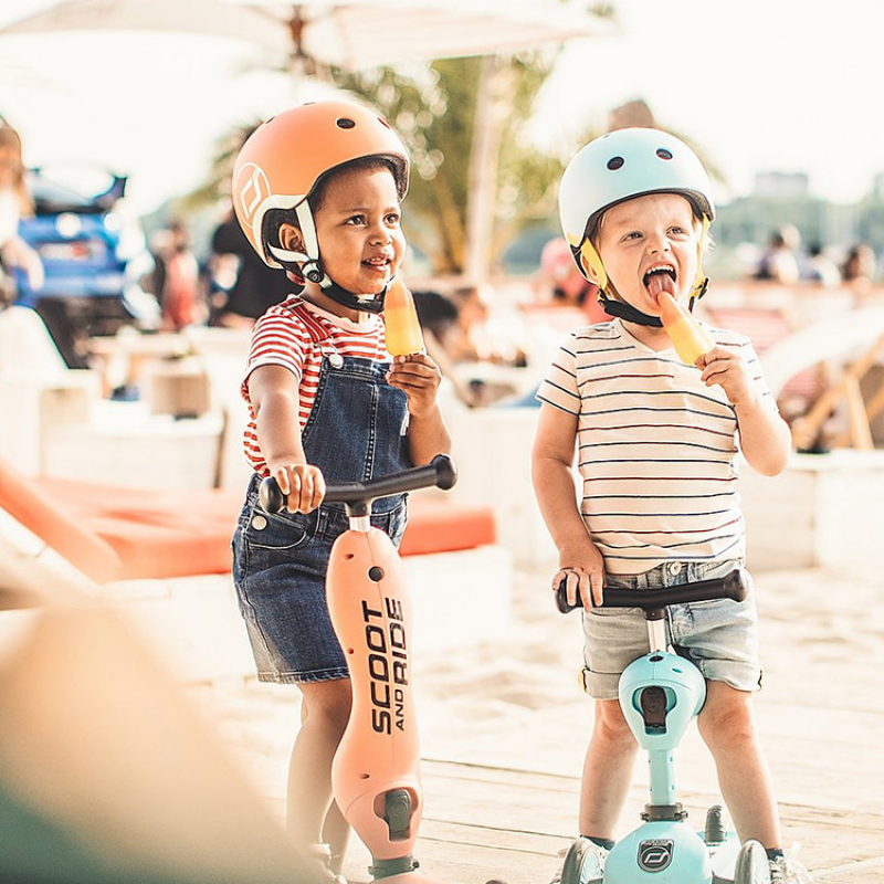 Casque pour porteur évolutif Highwaykick pêche (1-3 ans) (Scoot And Ride) - Image 1