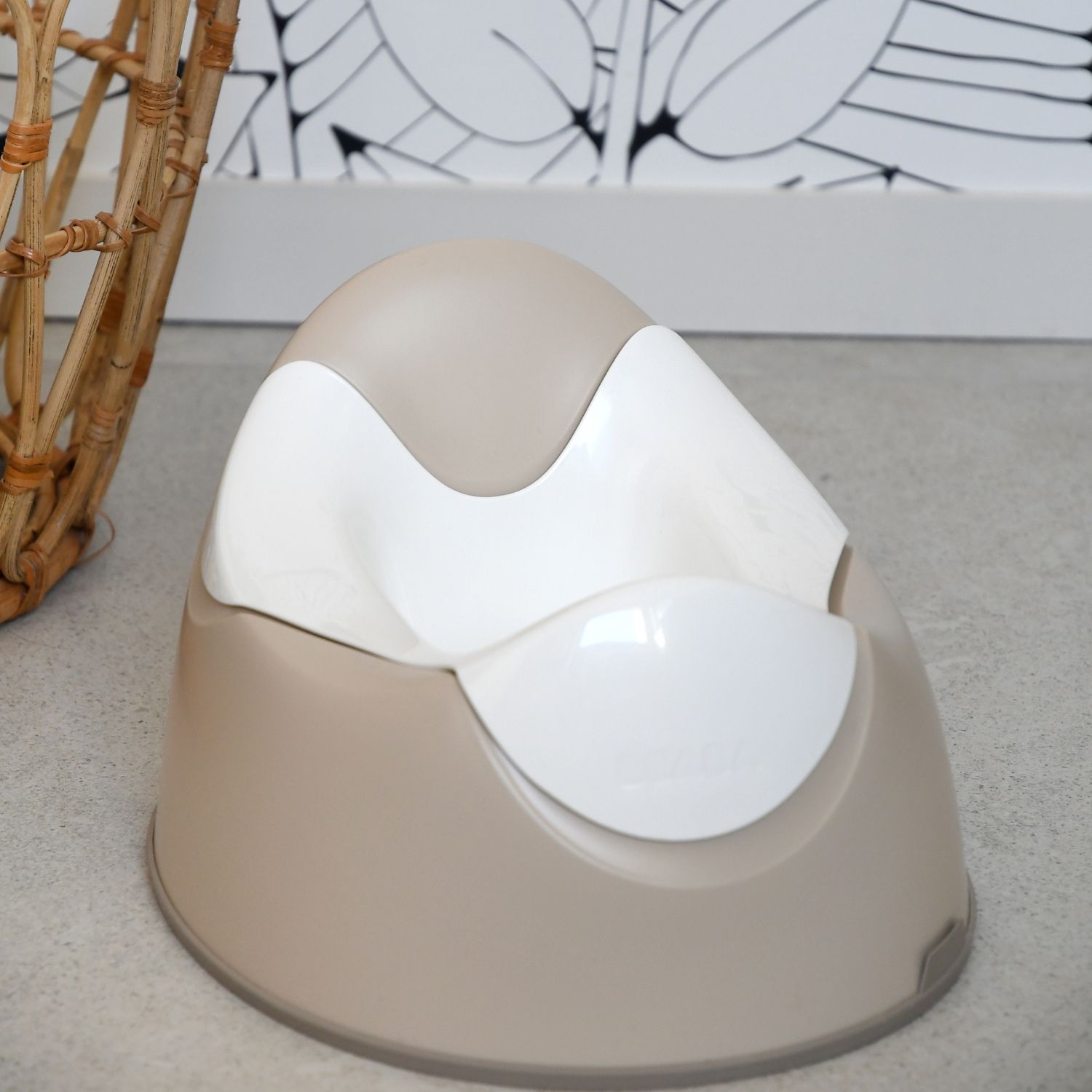 Pot bébé ergonomique Terre d'argile (Béaba) - Image 4