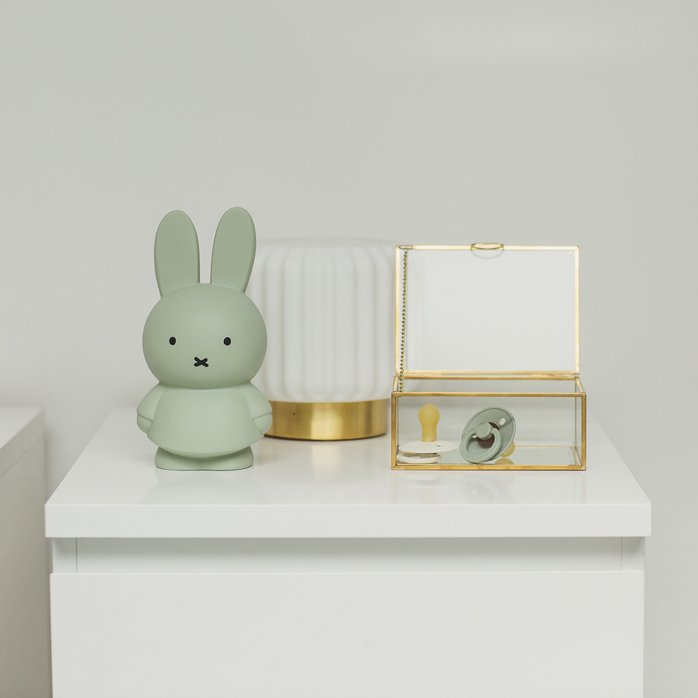 Tirelire Miffy warm eucalyptus (19 cm) (Atelier Pierre Junior) - Image 6