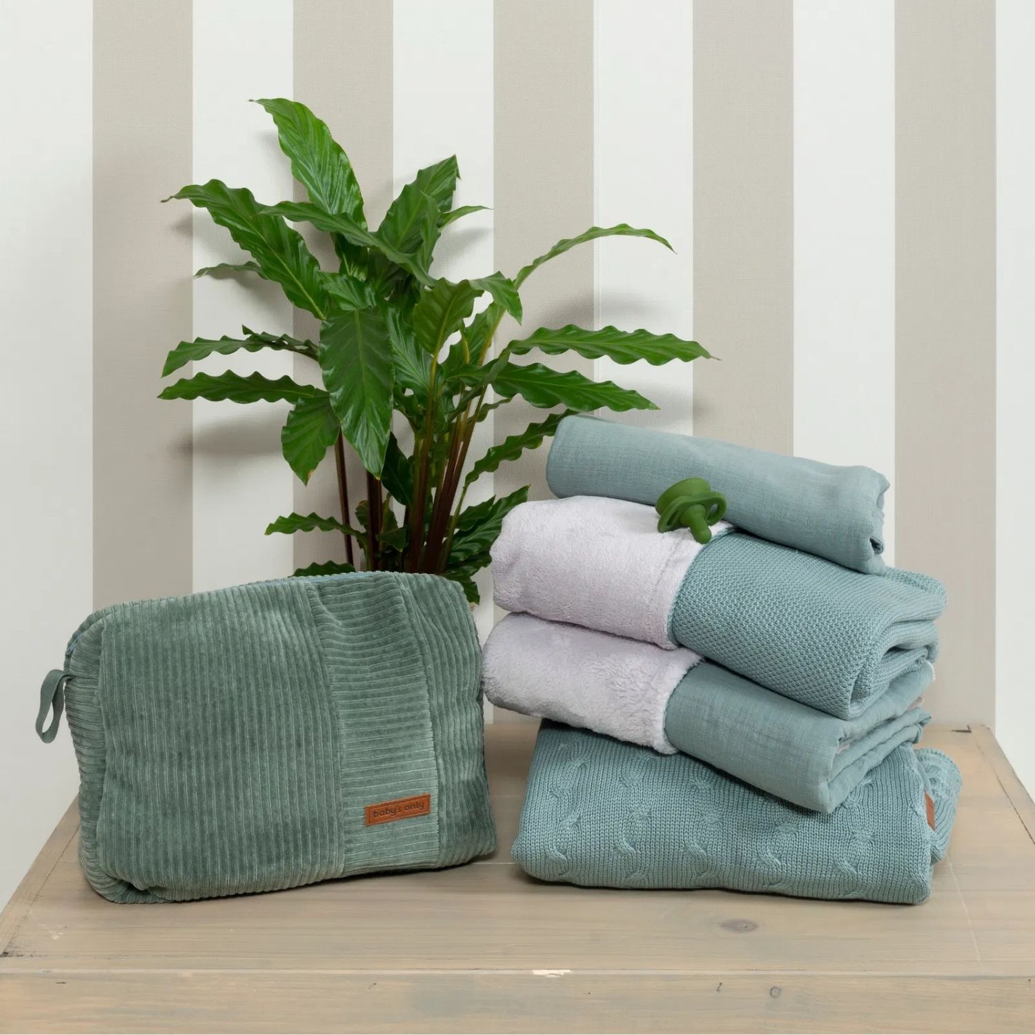 Trousse de toilette Sense vert d'eau (Baby's Only) - Image 4