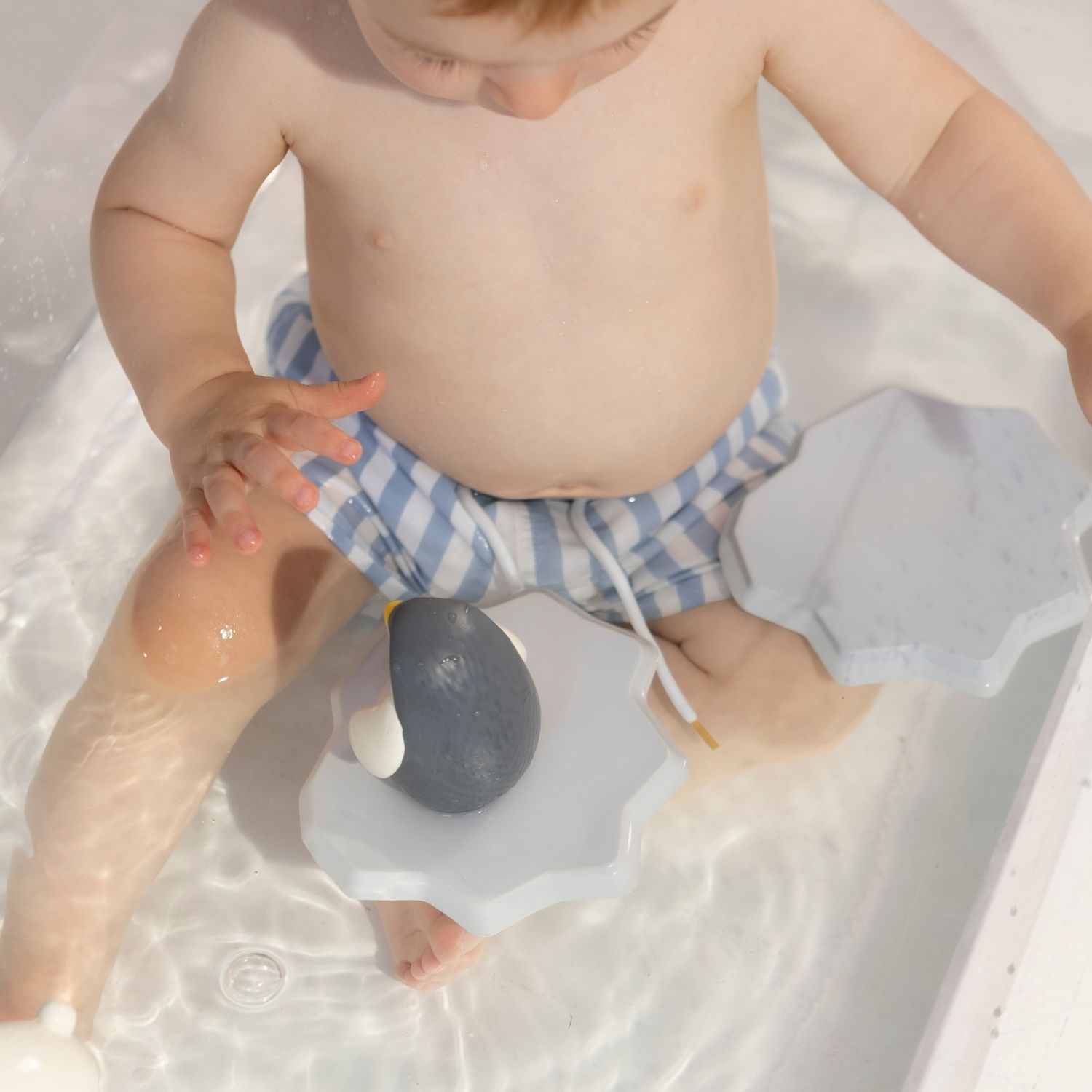 Jouet de bain Pengouin (Oli and Carol) - Image 4