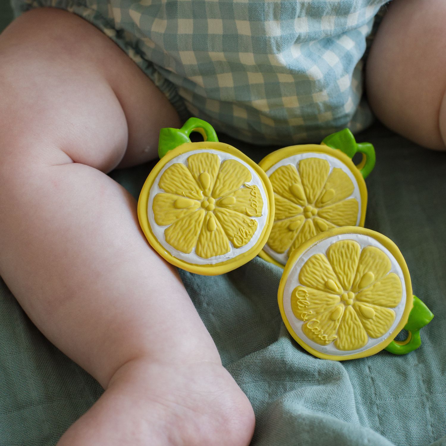 Mini jouet de dentition Chewy John Lemon (Oli and Carol) - Image 2