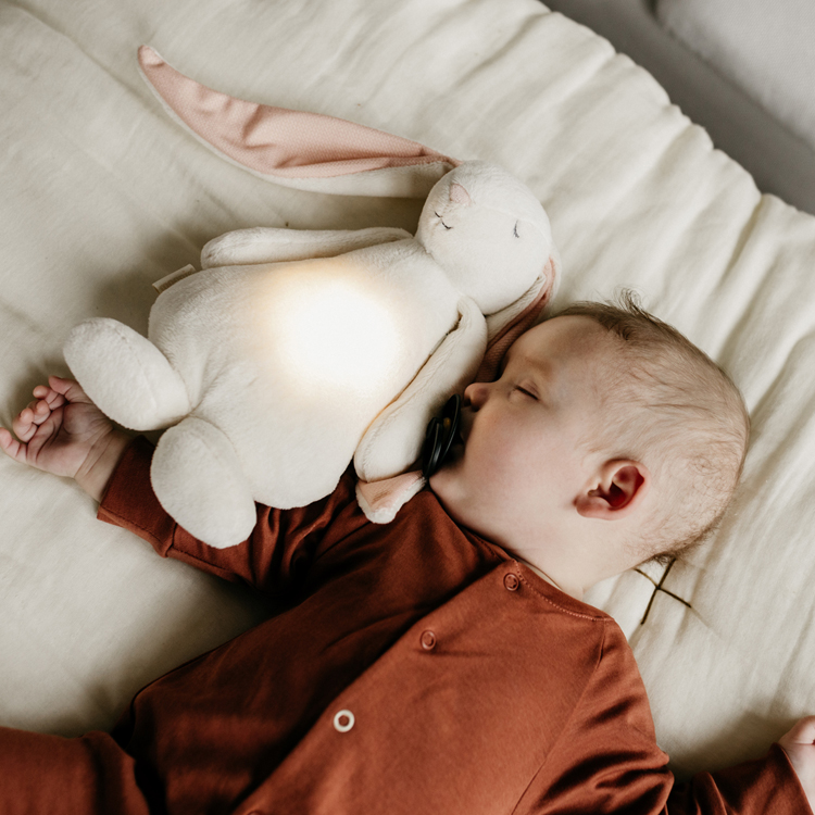 Peluche veilleuse lapin magique poudre de lune (Moonie) - Image 2
