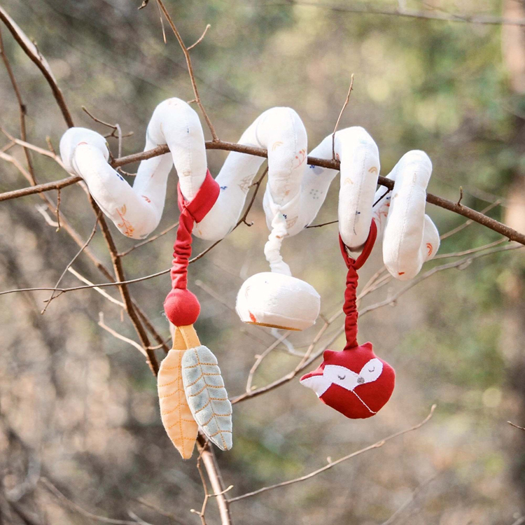 Spirale d'activités Cache-cache en forêt