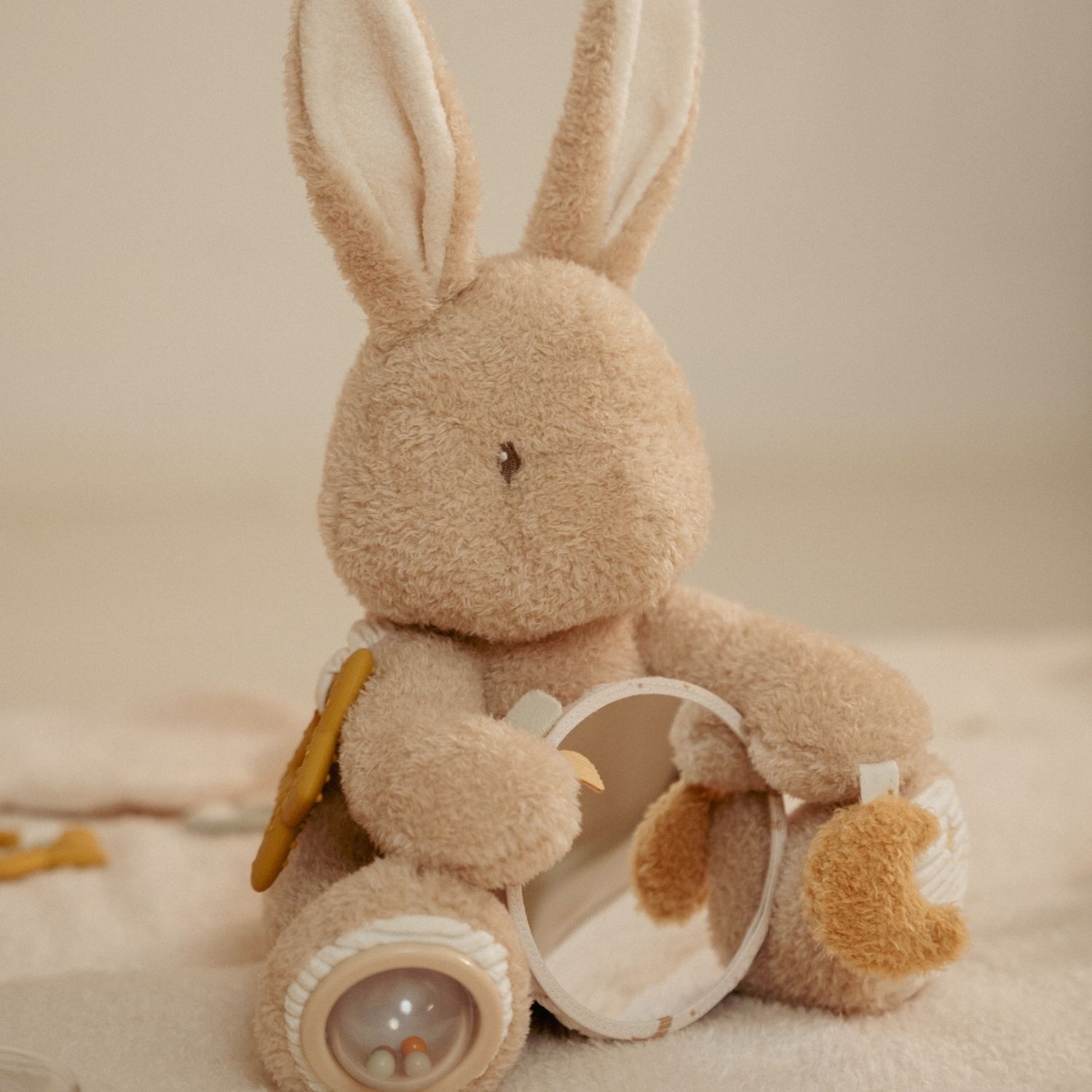 Peluche d'activités Lapin Newborn (Little Dutch) - Image 5
