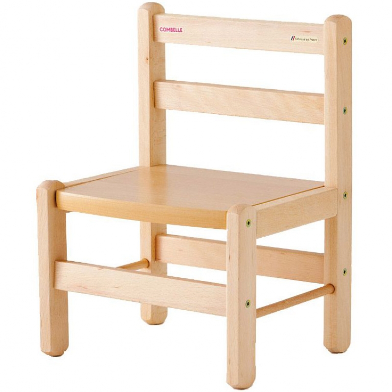Combelle - Chaise basse en bois massif Louise vernis naturel