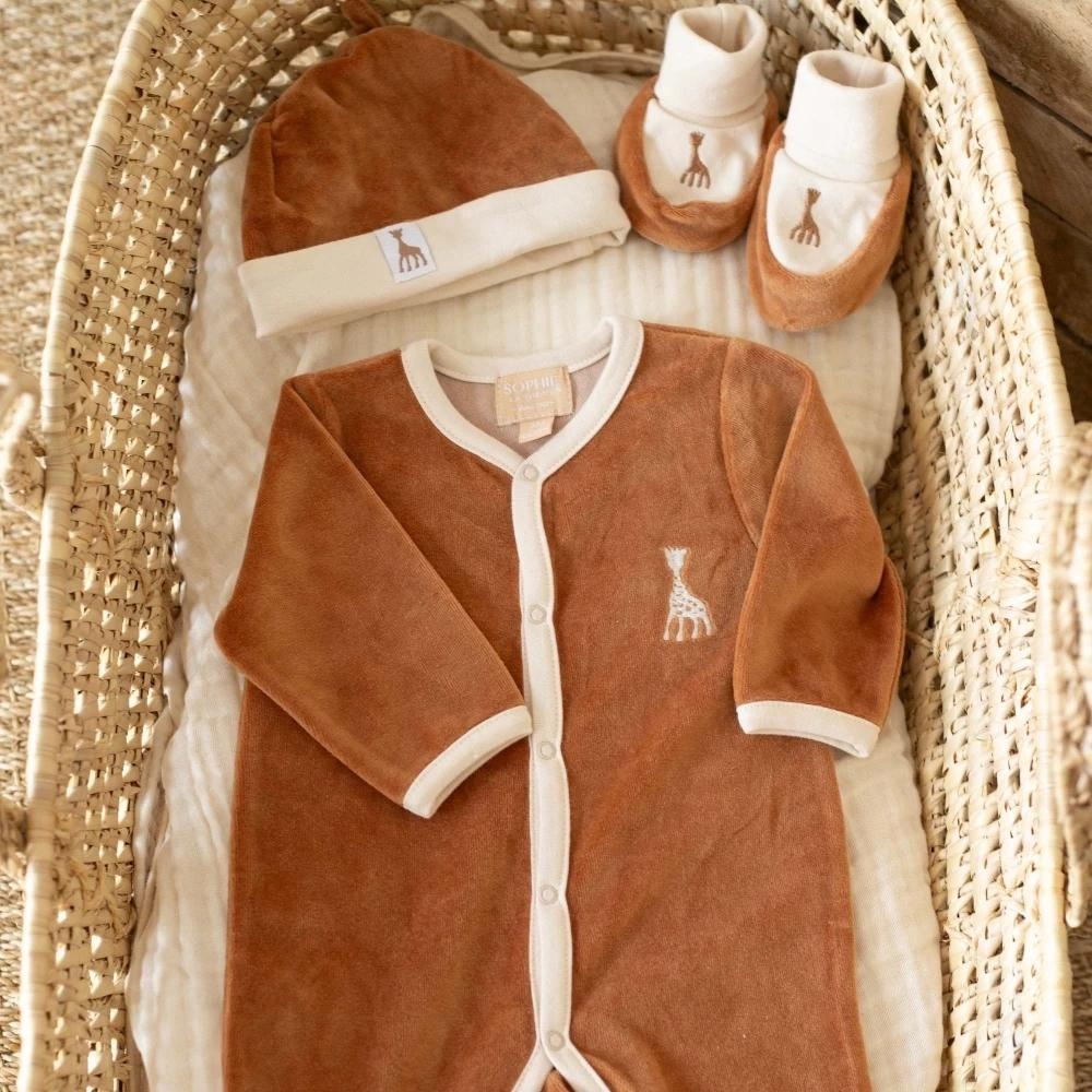 Chaussons Sophie la girafe Camel (1-3 mois) (Trois Kilos Sept) - Image 1