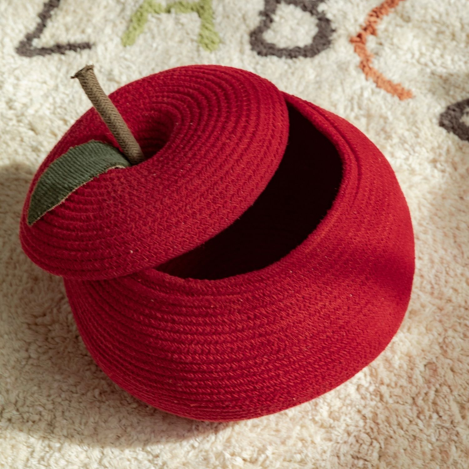 Panier Pomme (Lorena Canals) - Image 1