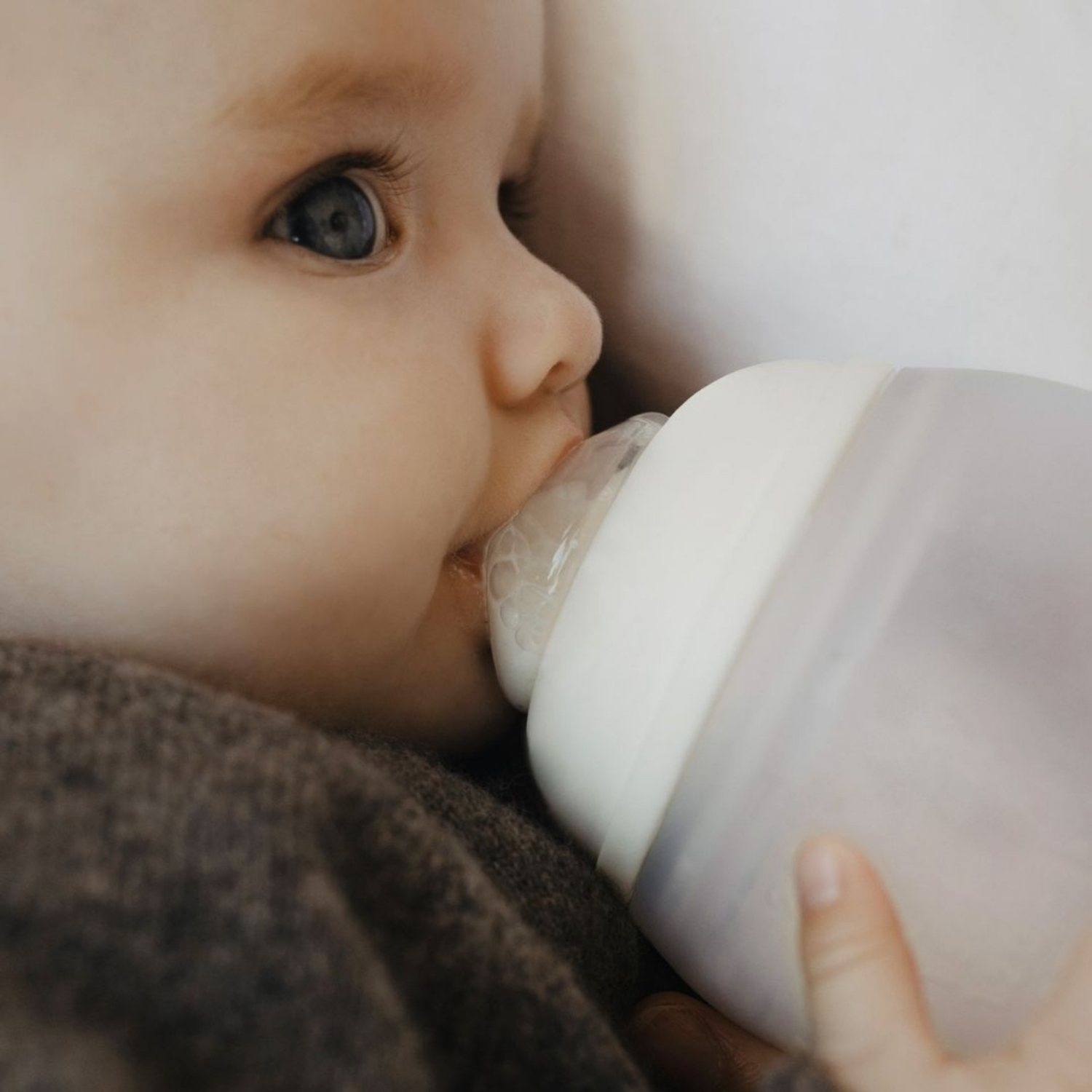 Biberon anti-colique en silicone Milk (150ml) (Elhée) - Image 3