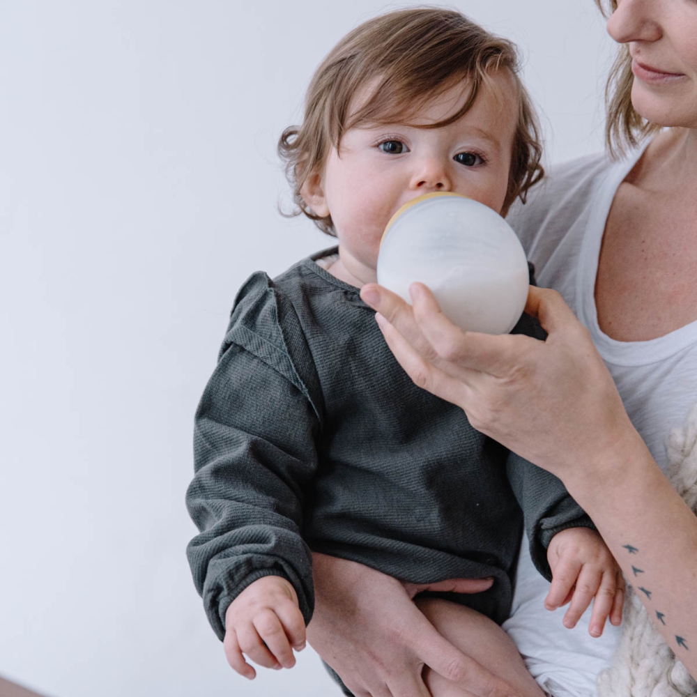 Biberon anti-colique en silicone Blossom (240 ml) (Elhée) - Image 2