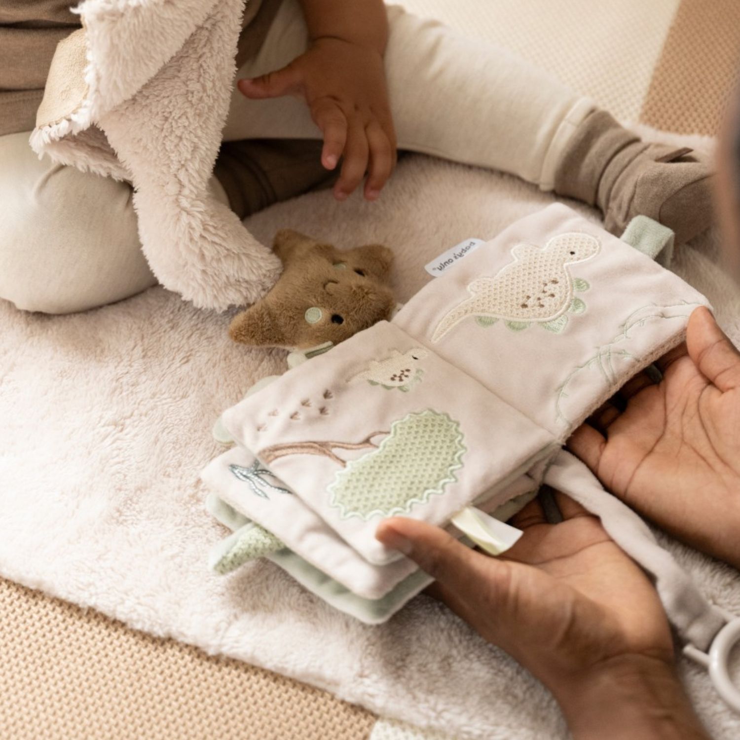 Livre sensoriel Animals Laurel (Baby's Only) - Image 3