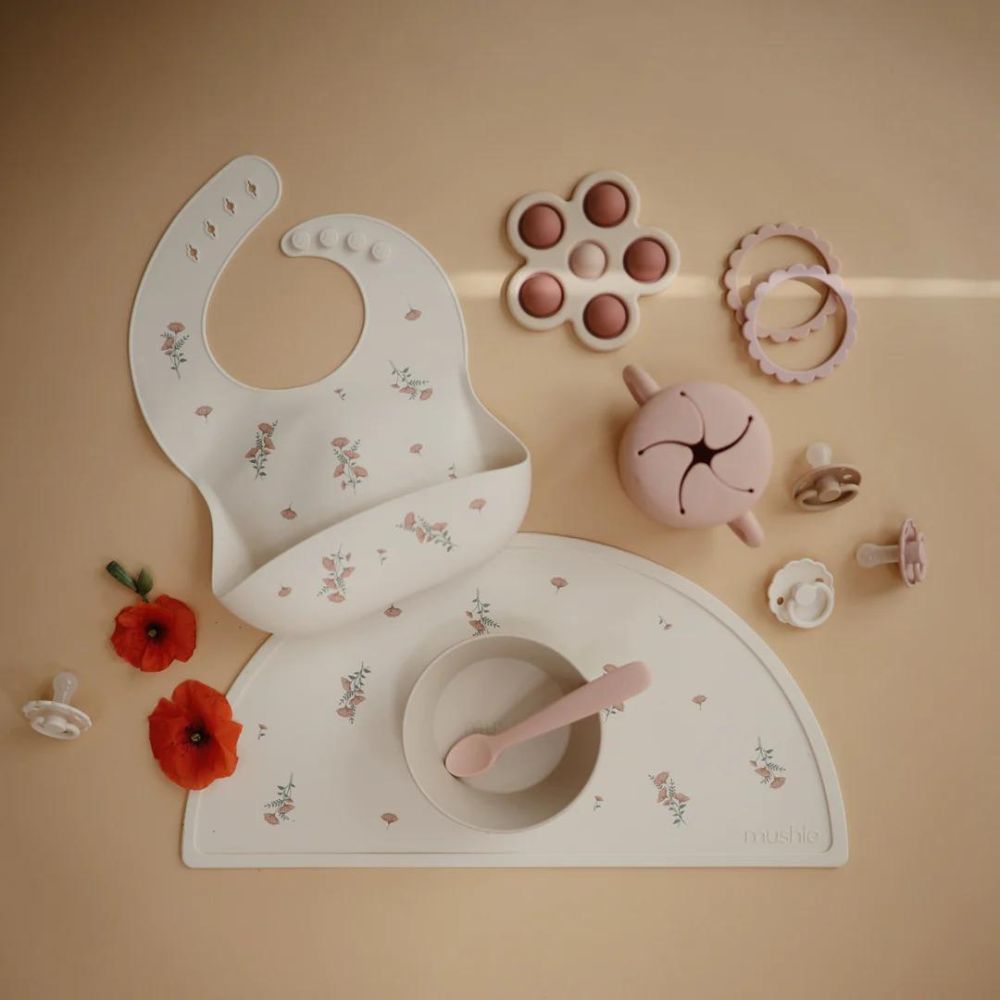 Set de table en silicone Pink Flowers (Mushie) - Image 2