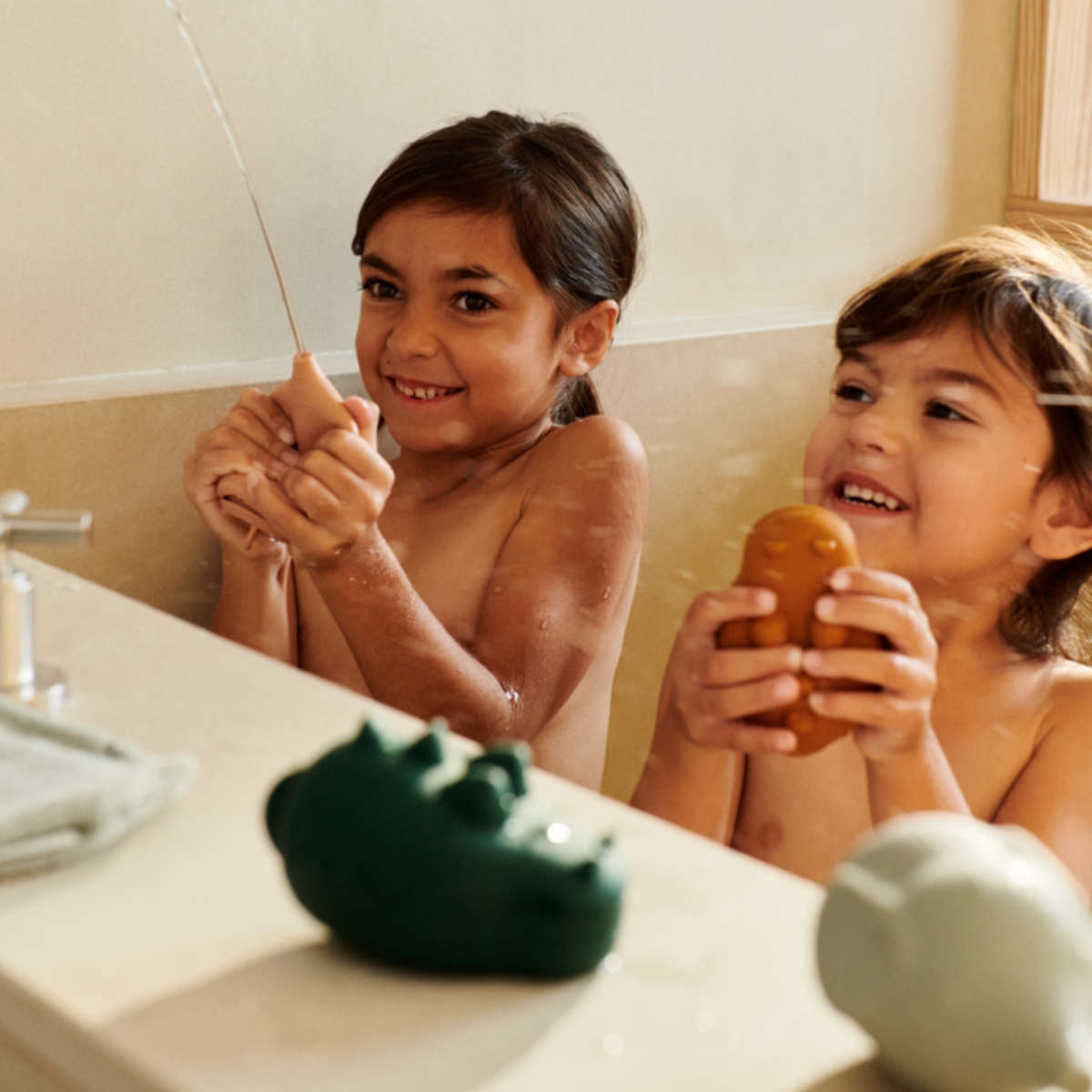 Lot de 4 jouets de bain Carolina Dove Blue (Liewood) - Image 2