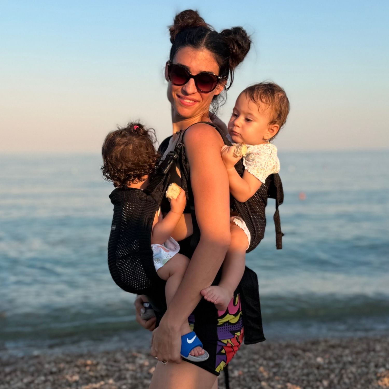 Porte-bébé double Family Black (Minimonkey) - Image 1