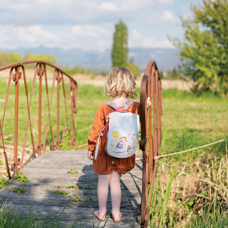 Sac à dos La fille et la trottinette (personnalisable) (L'oiseau bateau) - Image 2
