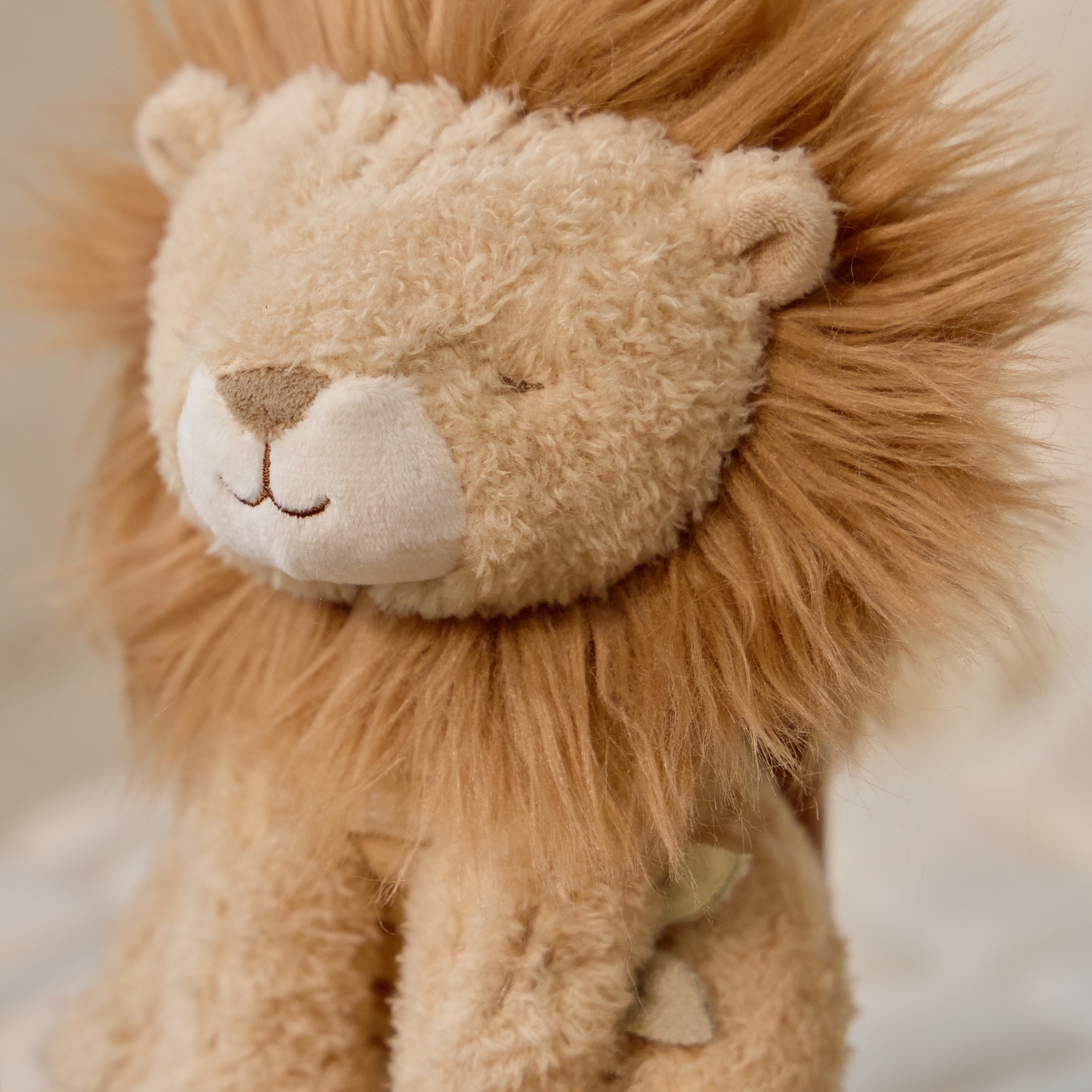 Peluche musicale à suspendre Lion Safari Friends (Little Dutch) - Image 4
