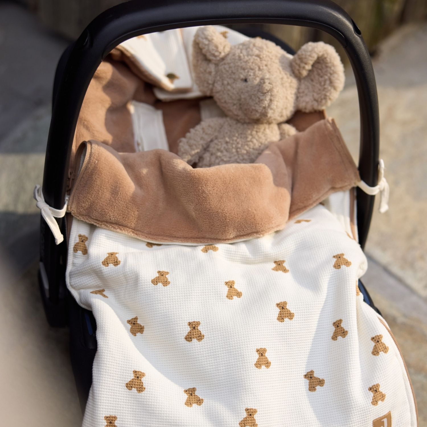 Jollein - Nid d'ange passe sangle Mini Teddy Bear (groupe 0+)