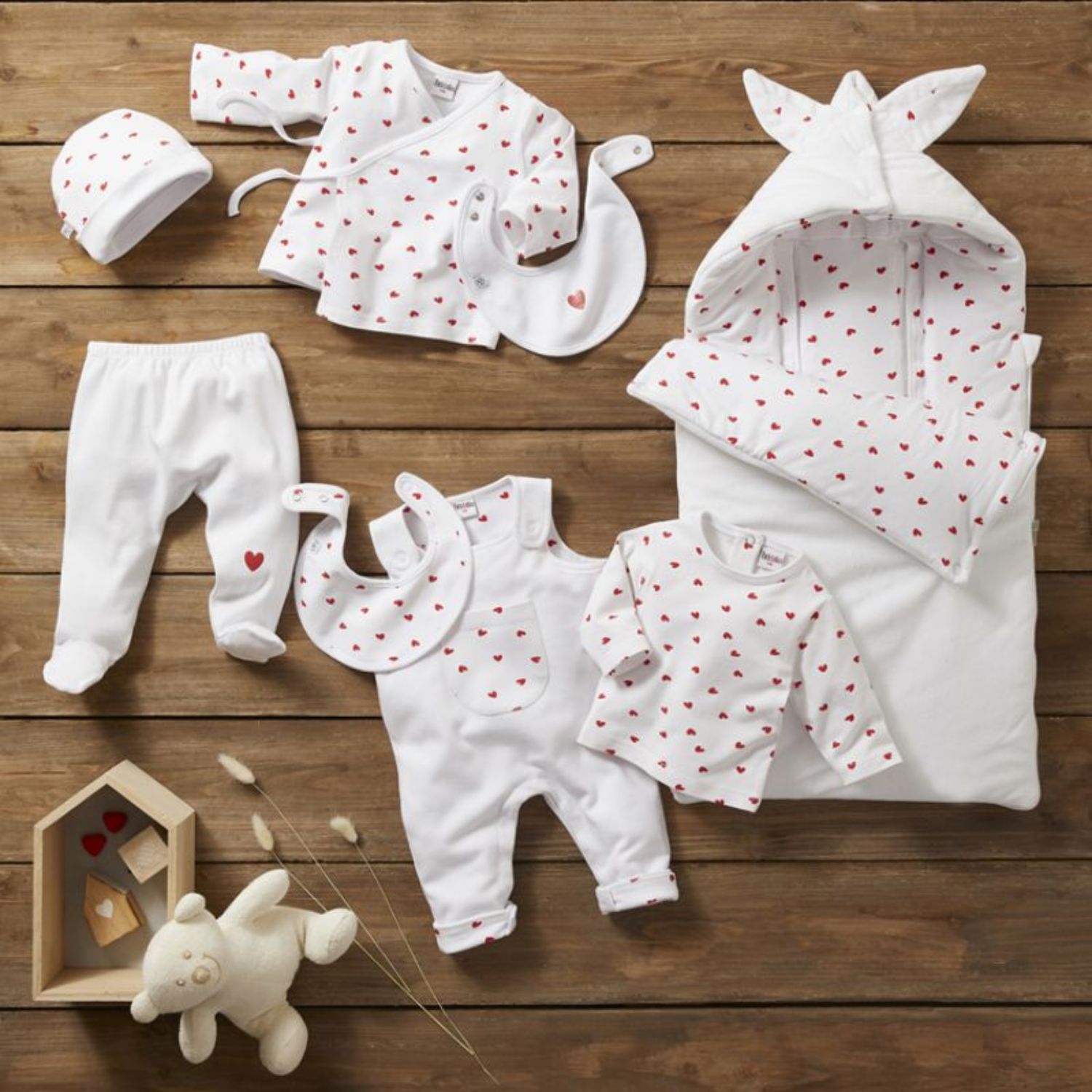 Ensemble cache-coeur + pantalon à pied Mon petit coeur (3 mois) (Bb&Co) - Image 1