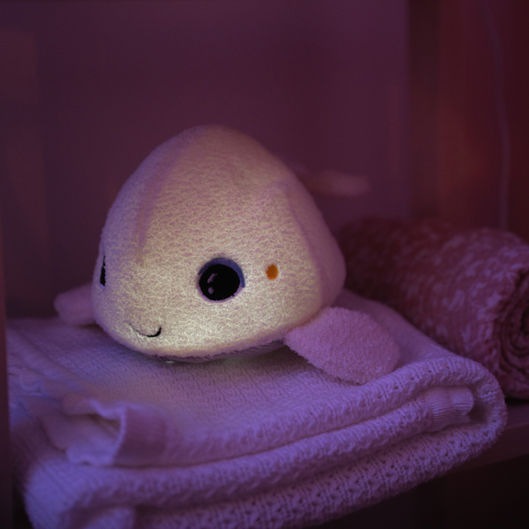 Veilleuse peluche bruits blancs et roses Beluga (Pabobo) - Image 6