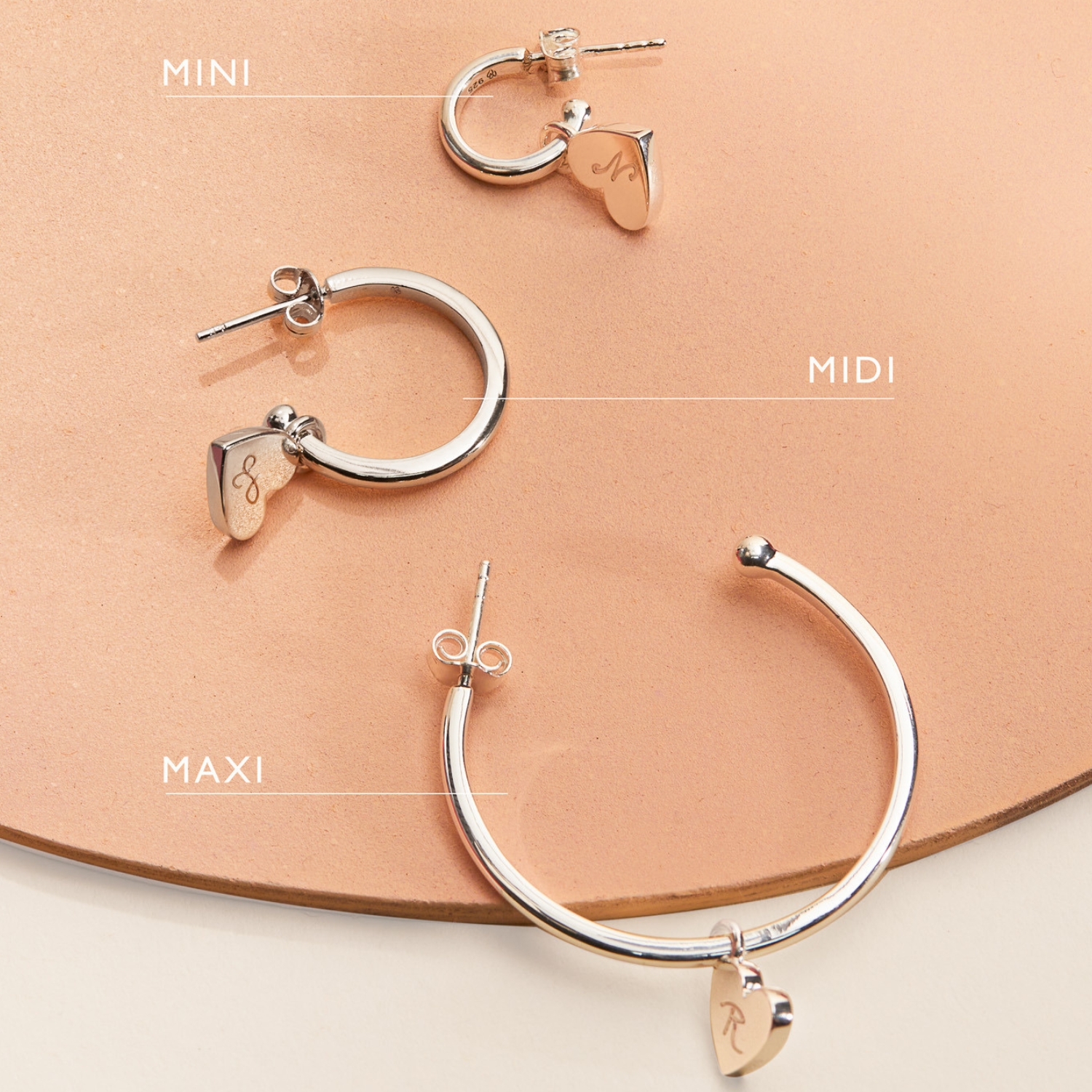 Boucles d'oreilles Coeur personnalisable (plaqué or 18 carats) (Merci Maman) - Image 1