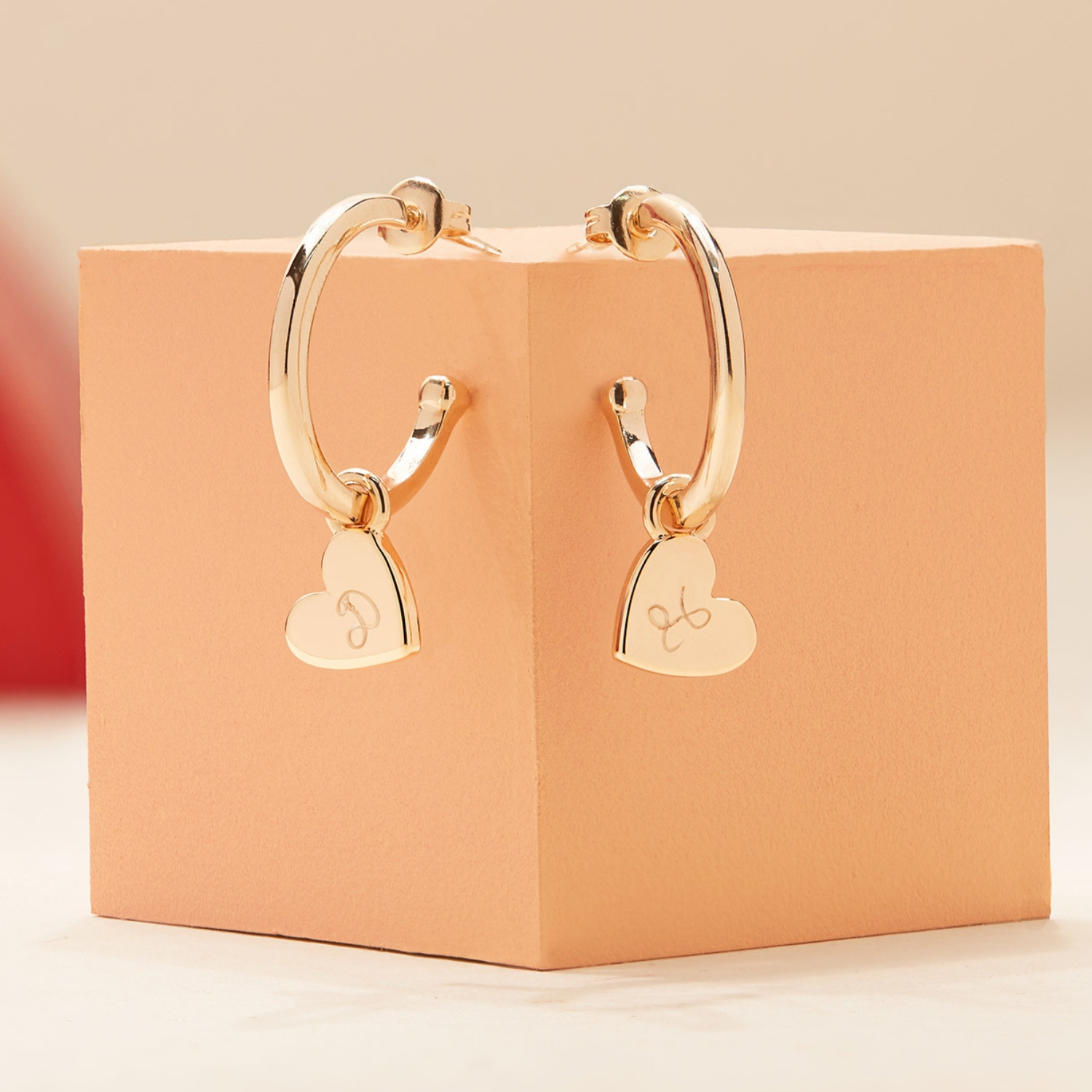 Boucles d'oreilles Coeur personnalisable (plaqué or 18 carats) (Merci Maman) - Image 3